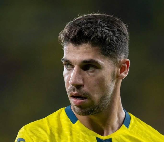 fiorentina solomon official arrives on loan from tottenham