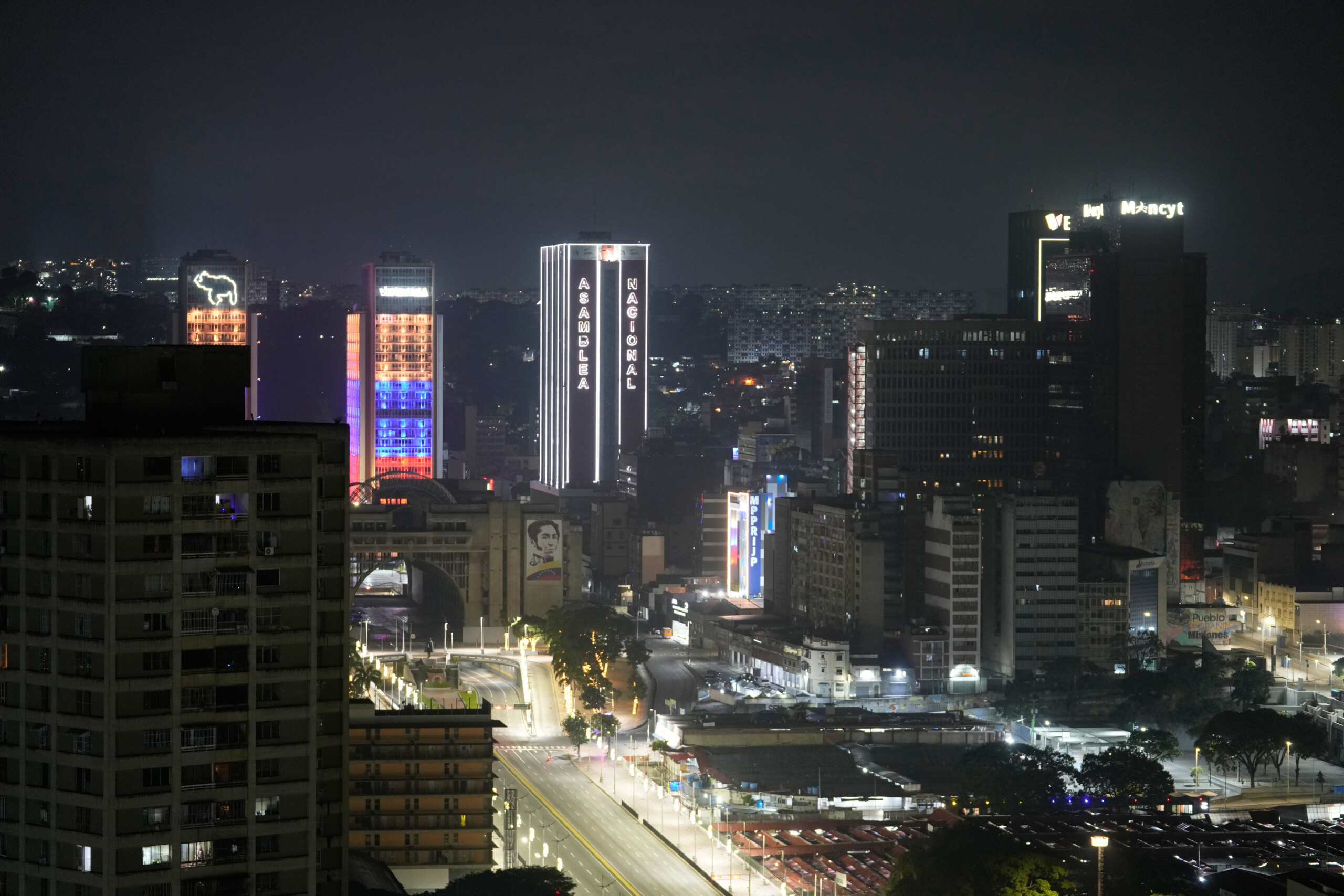 venezuela defense minister army deployed they will not subjugate us scaled