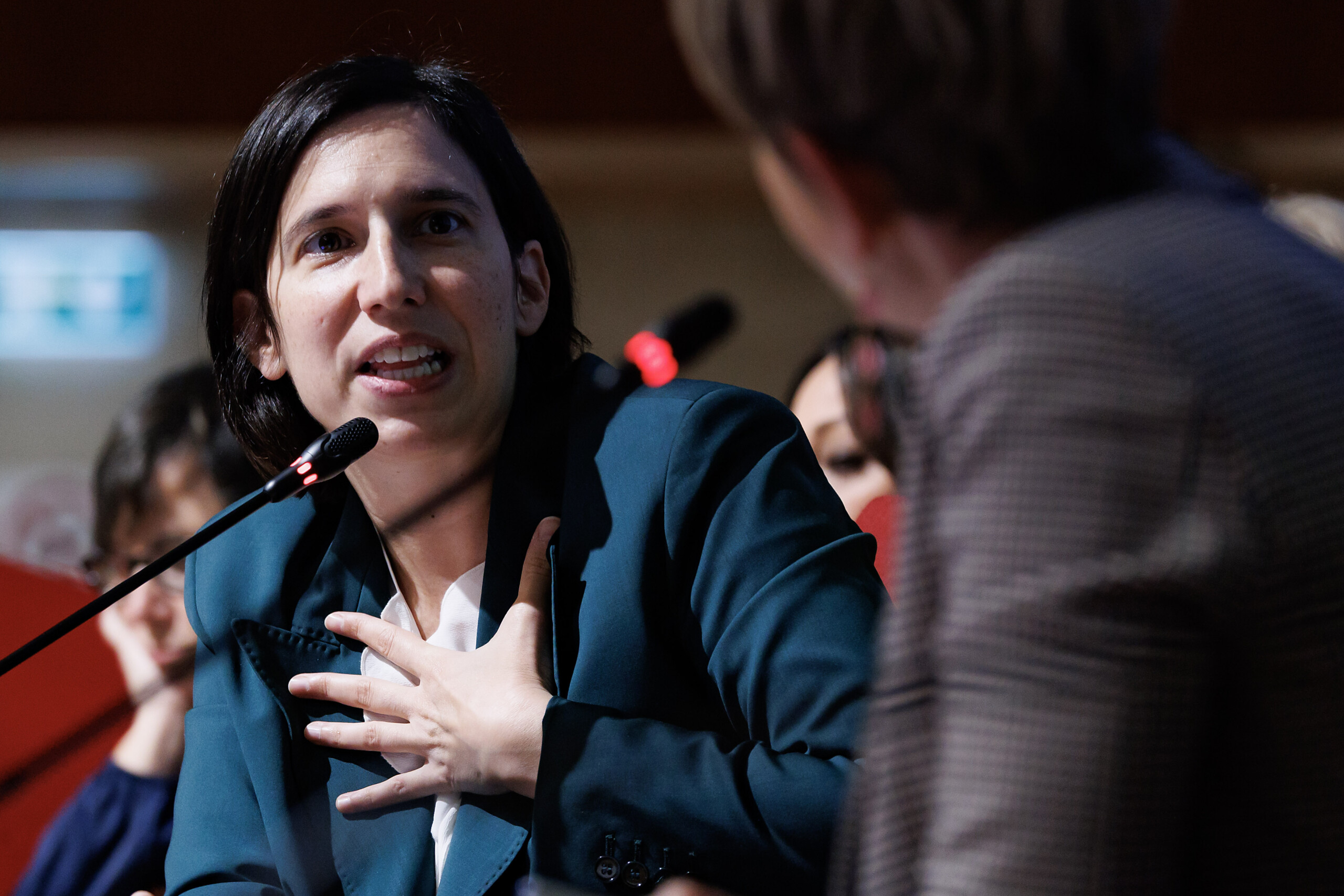 Crans-Montana: Schlein expresses condolences and sympathy to the families of six Italian victims 1 crans montana schlein expresses condolences and sympathy to the families of six italian victims scaled