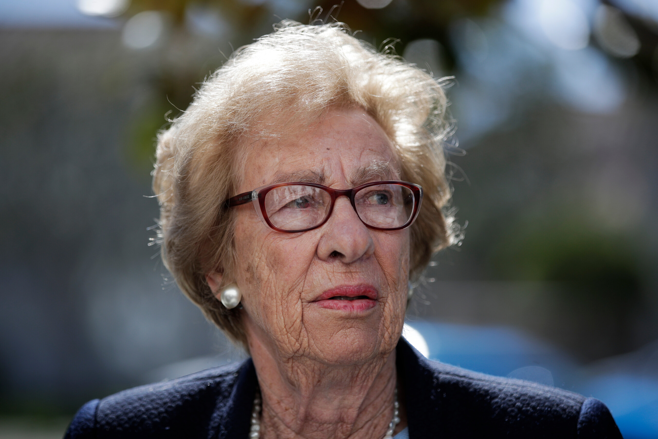 holocaust eva schloss dies at 96 stepsister of anne frank scaled