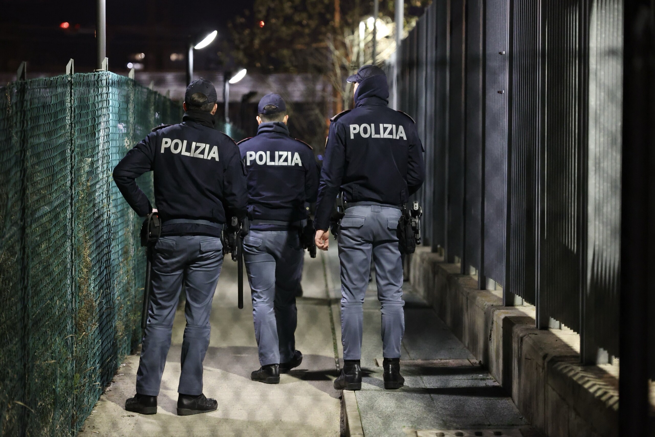 Bologna: train conductor stabbed to death, search for suspect continues 1 bologna train conductor stabbed to death search for suspect continues scaled