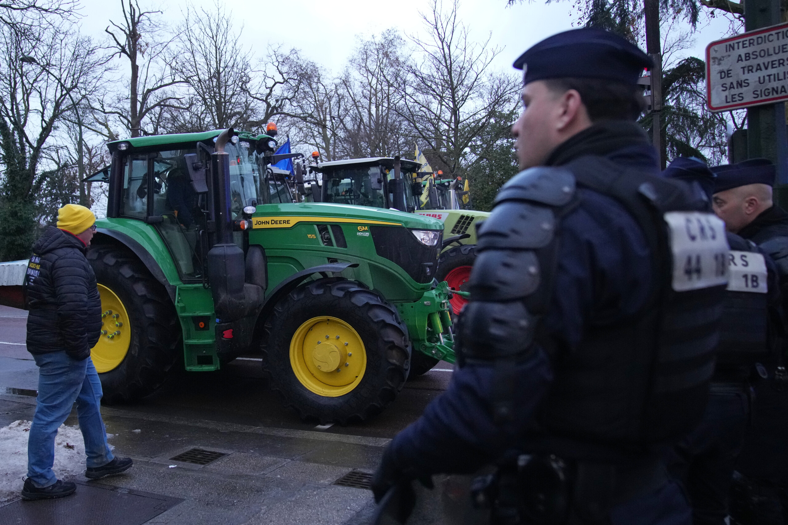 france farmers protest in paris scaled