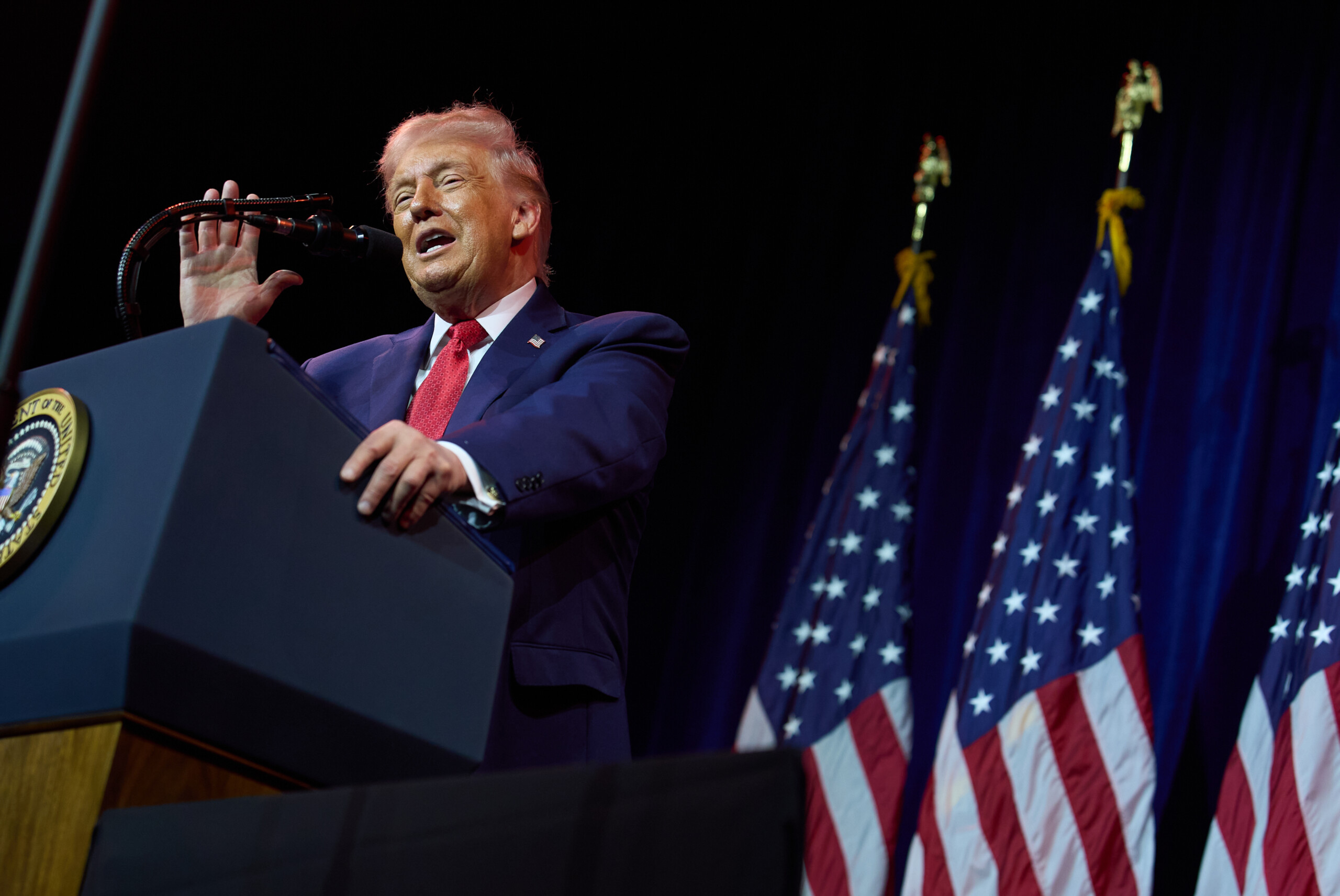 Venezuela, Trump: “Now we will begin to strike drug cartels on the ground” 1 venezuela trump now we will begin to strike drug cartels on the ground scaled