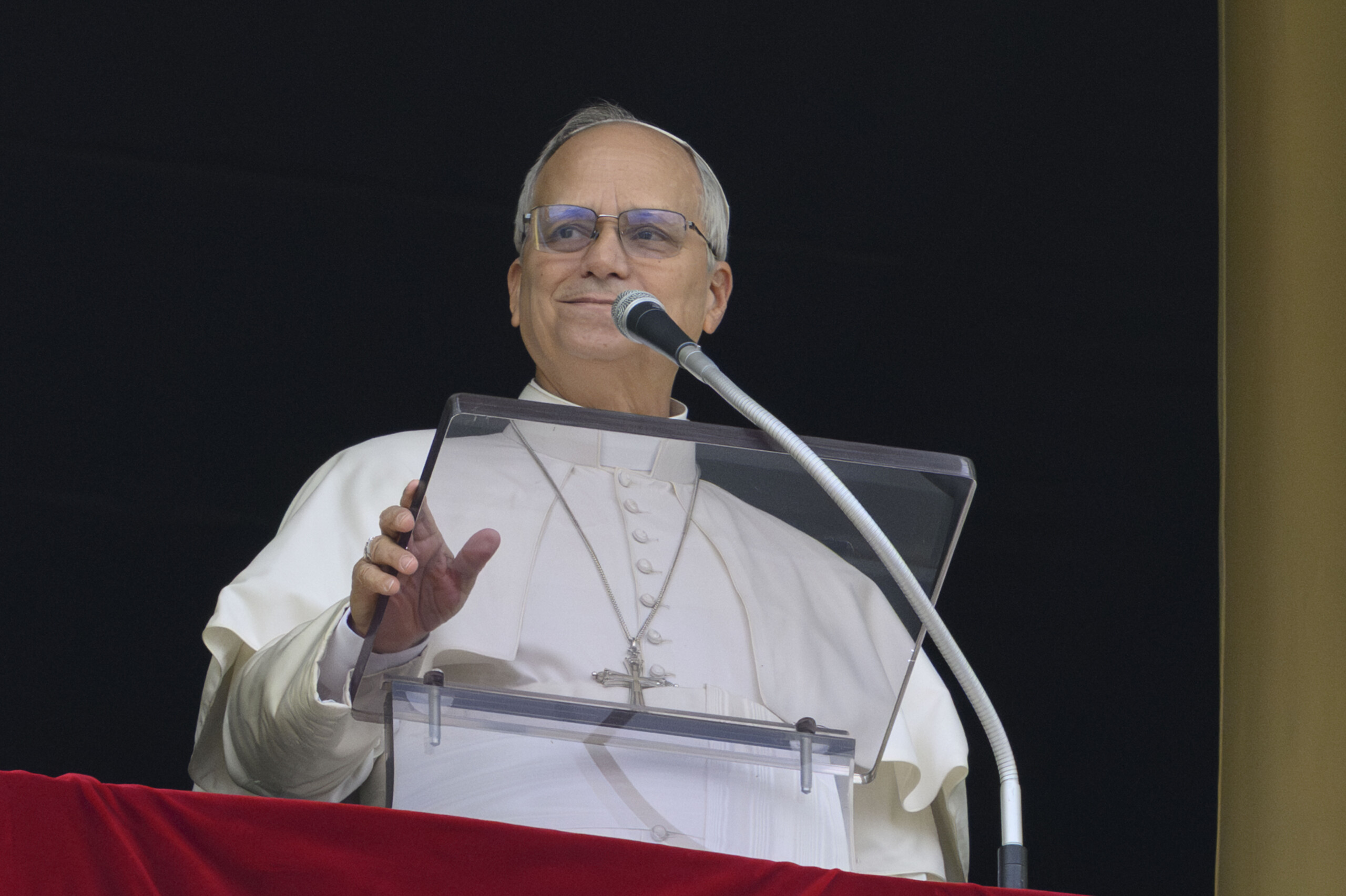 spain pope leo xiv grief for victims of adamuz train accident scaled