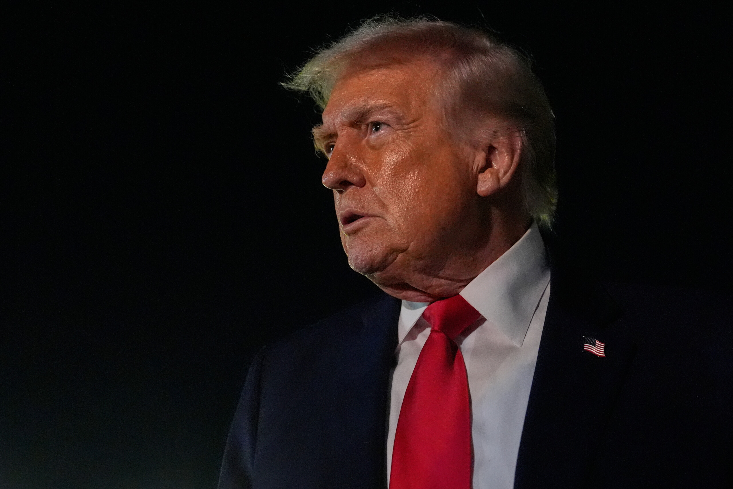 us trump too much media attention on ice in minnesota scaled