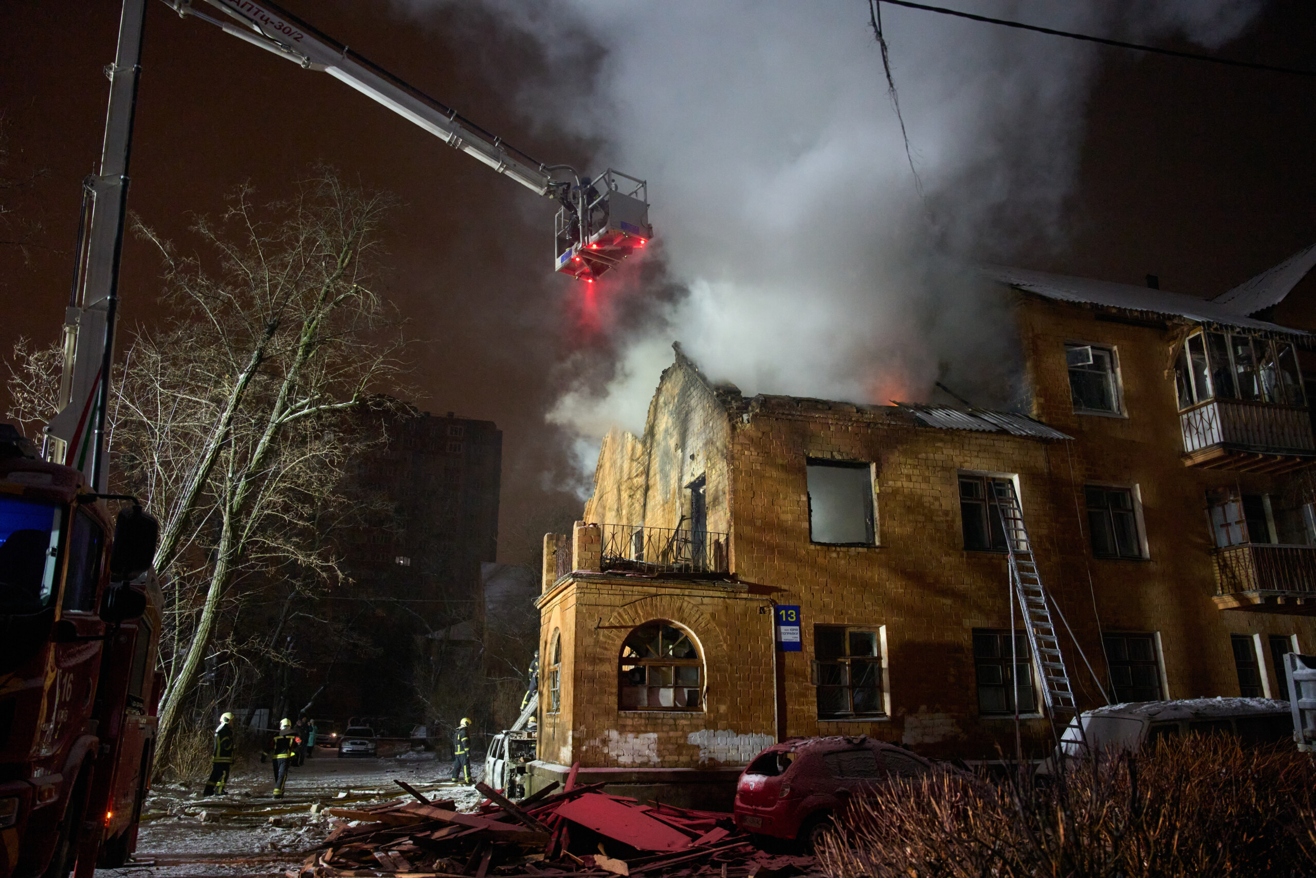 Ukraine: Kiev and Kharkiv under Russian attack, one dead and at least 20 injured 1 ukraine kiev and kharkiv under russian attack one dead and at least 20 injured scaled