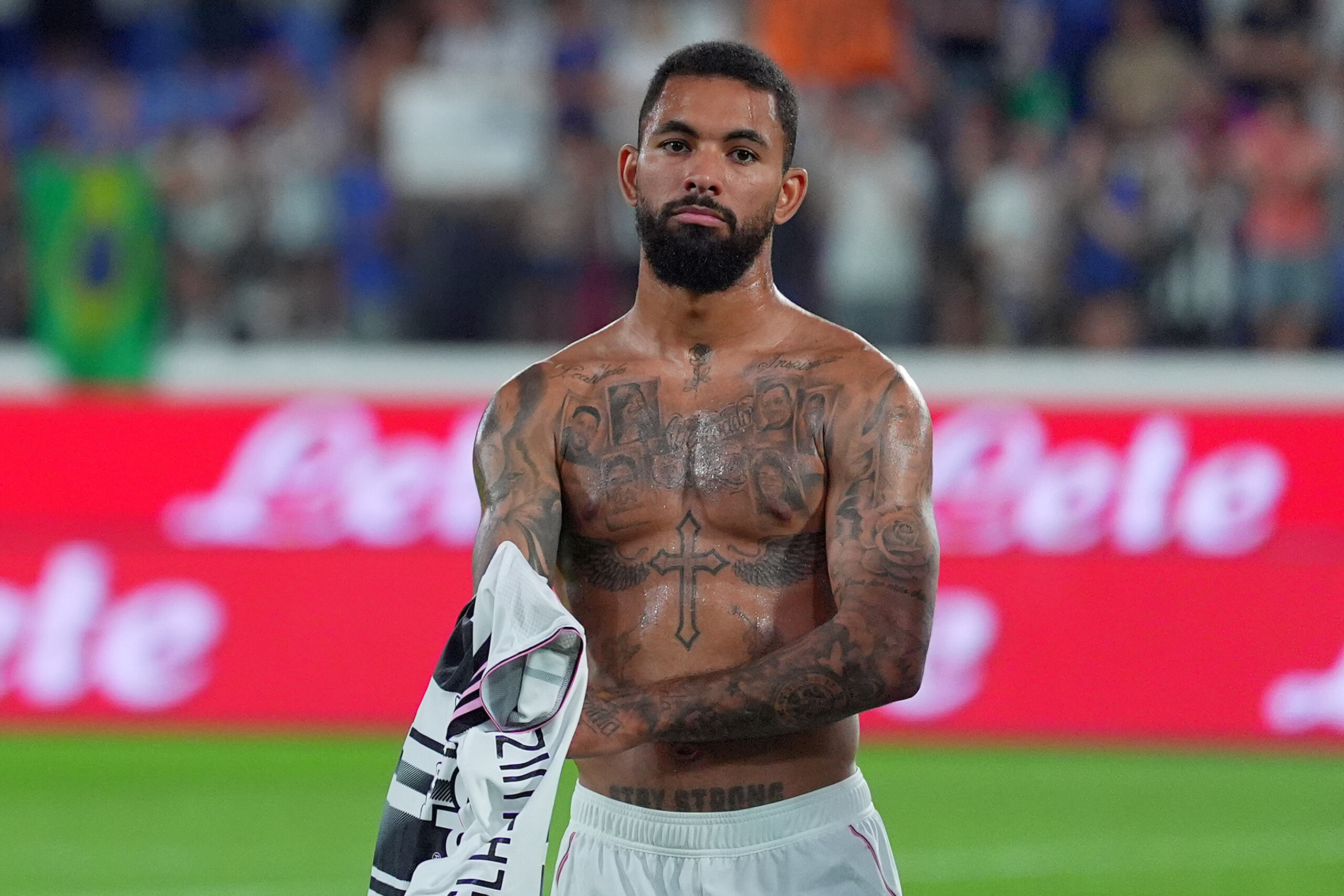 soccer juventus douglas luiz officially loaned to aston villa scaled