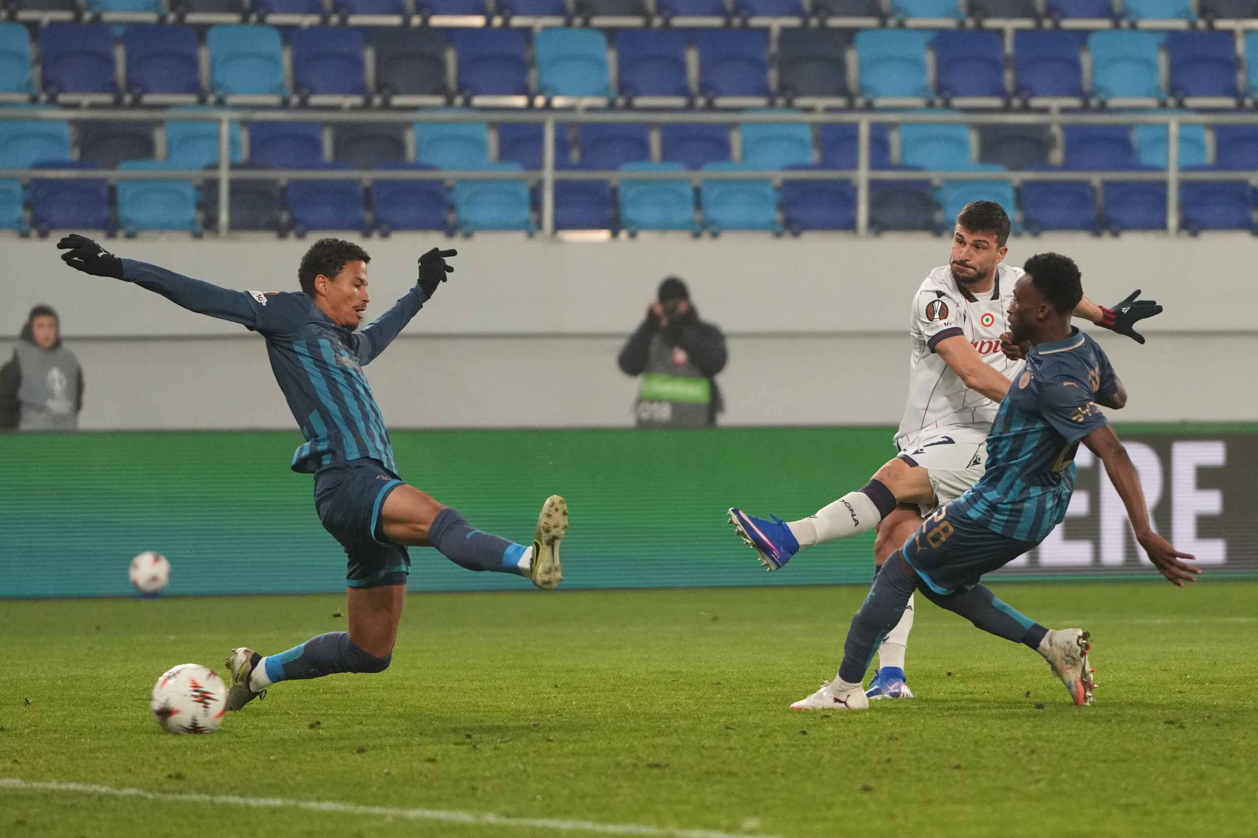 Europa League: Maccabi Tel Aviv–Bologna 0-3, Rossoblù into the Playoffs 1 europa league maccabi tel aviv bologna 0 3 rossoblu into the playoffs scaled