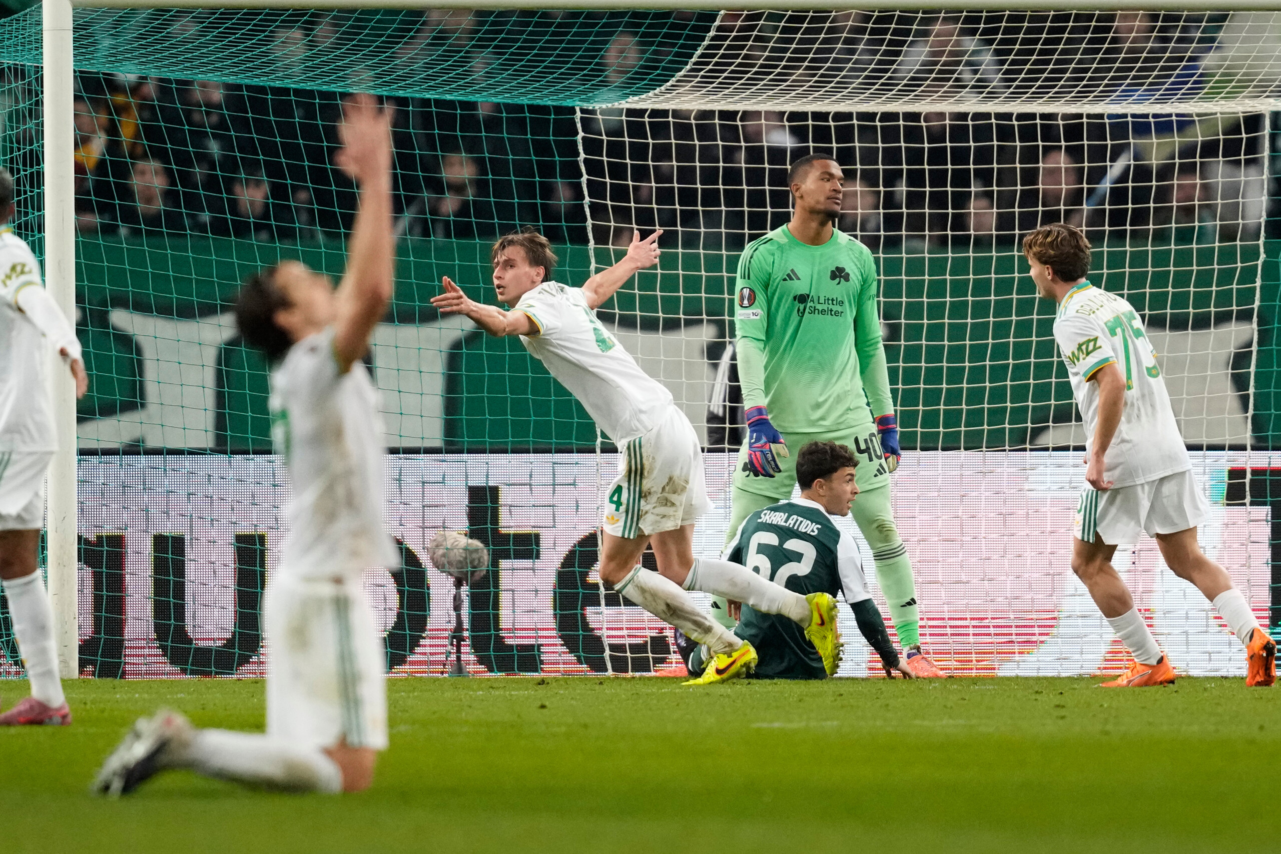 europa league panathinaikos roma 1 1 giallorossi through to the round of 16 scaled