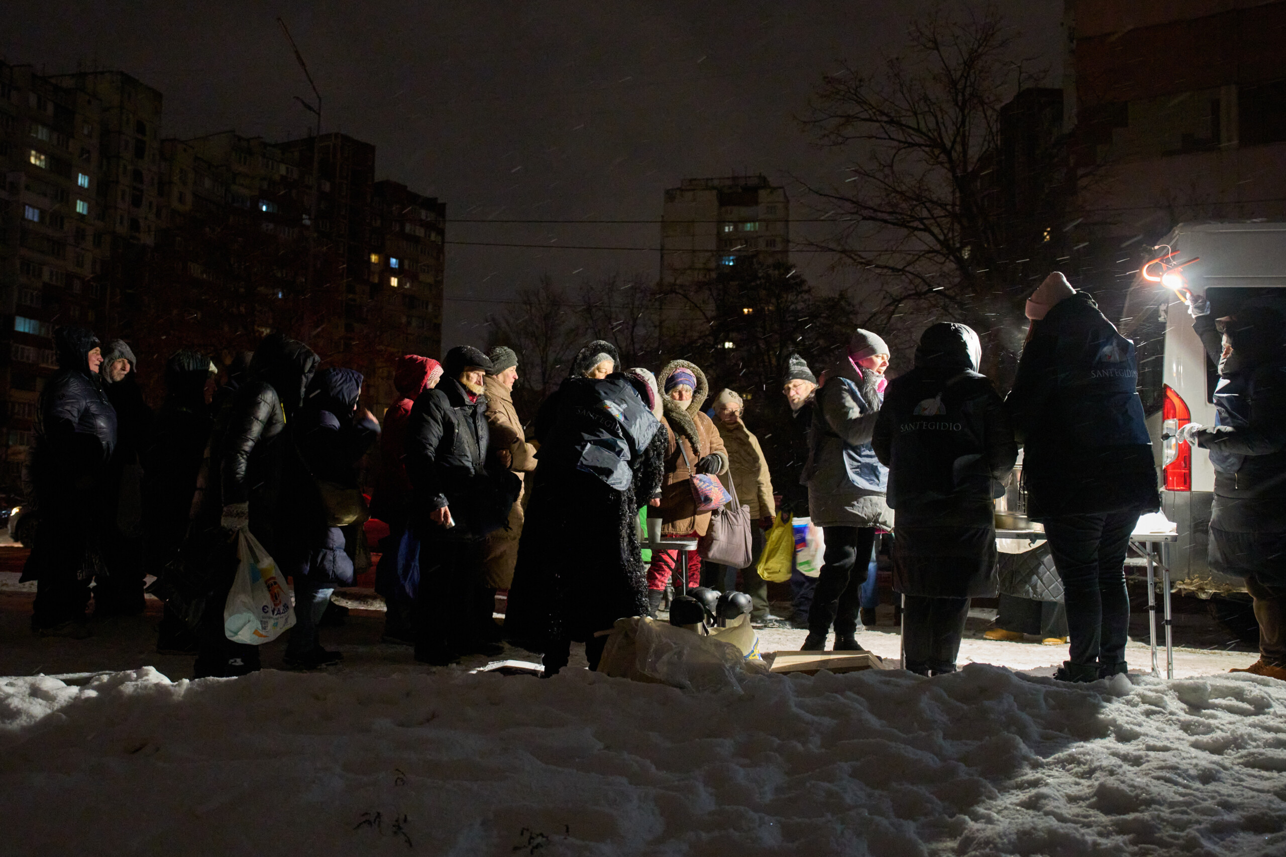 ukraine caritas half a million people without heating in kiev scaled