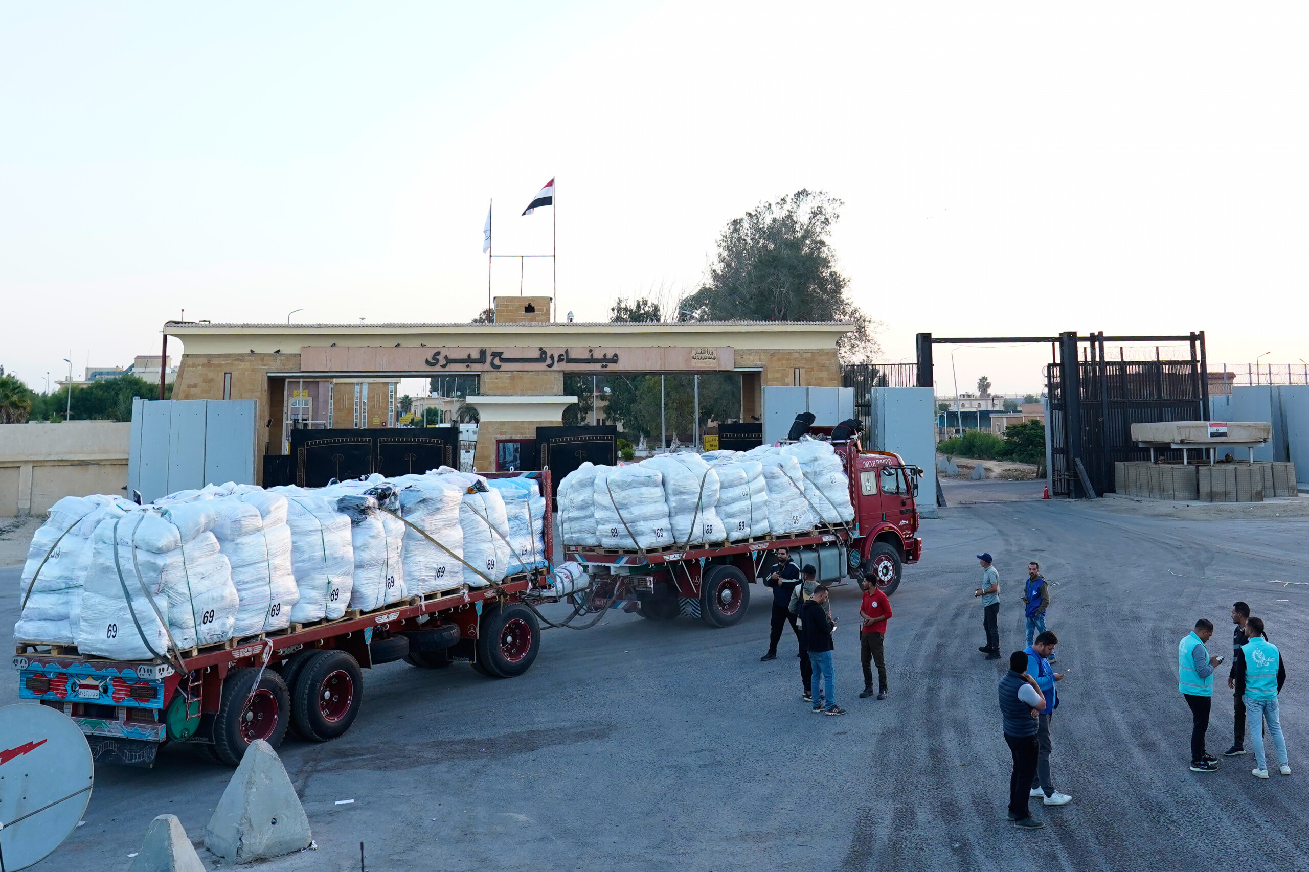 gaza israel to reopen rafah crossing on sunday scaled