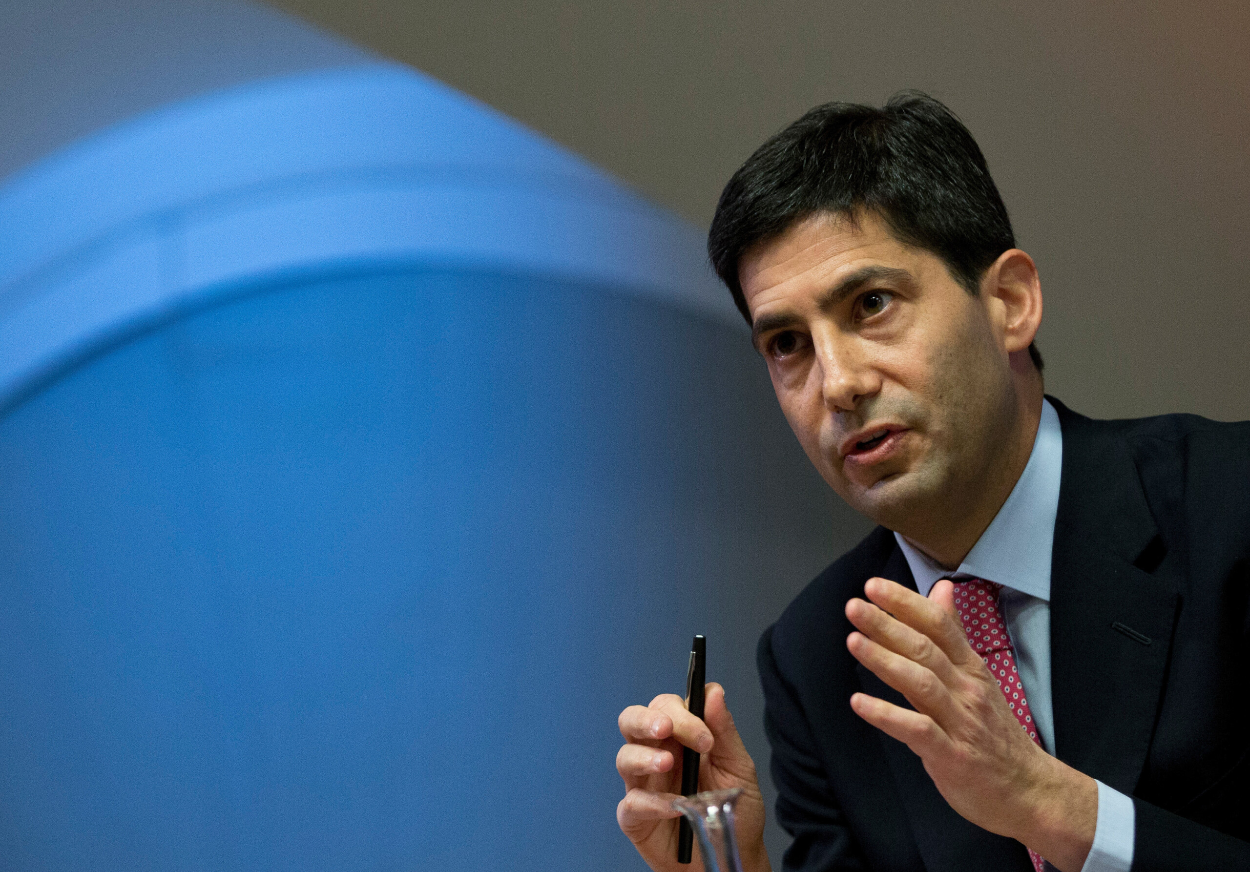 us trump to appoint kevin warsh as fed governor scaled