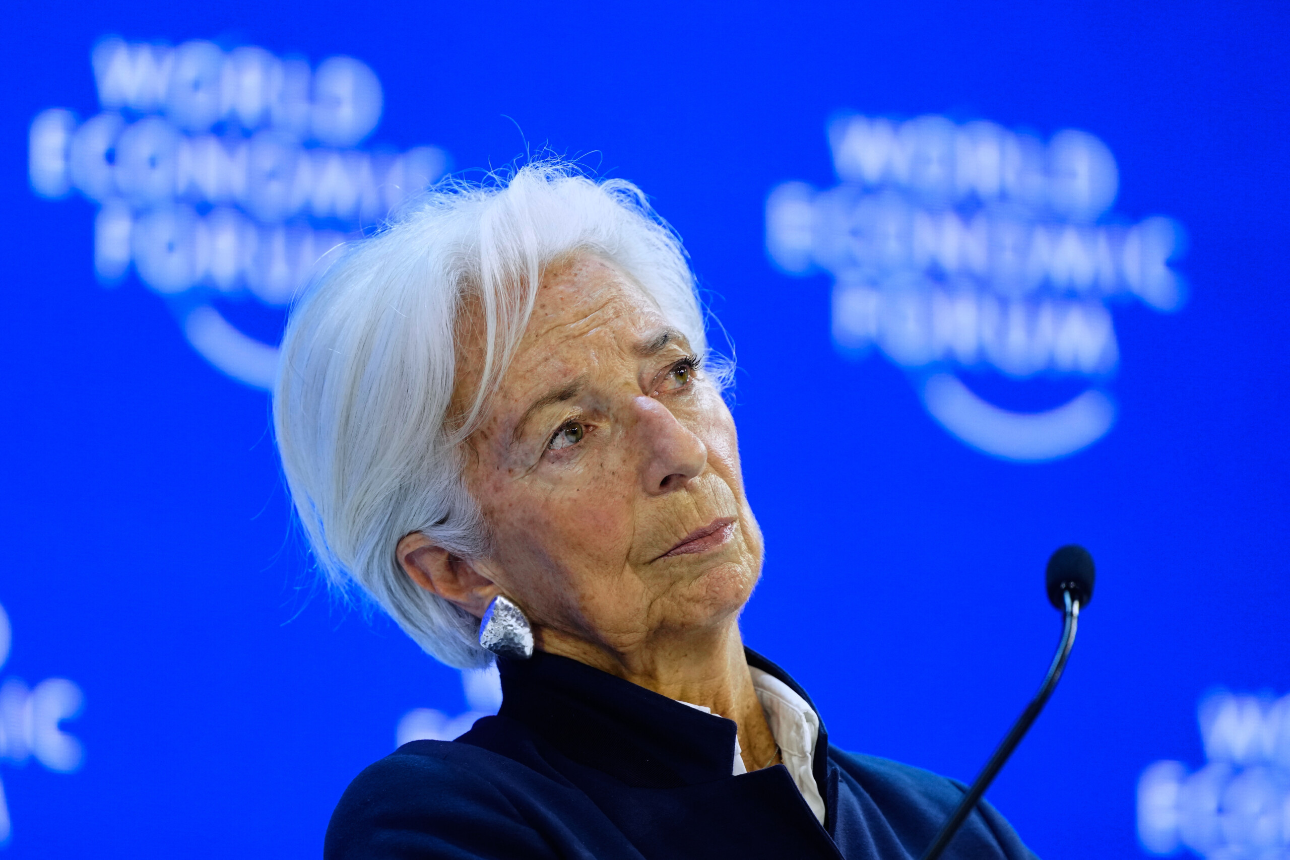 ecb lagarde we are monitoring the euro dollar exchange rate it is important for growth and inflation scaled