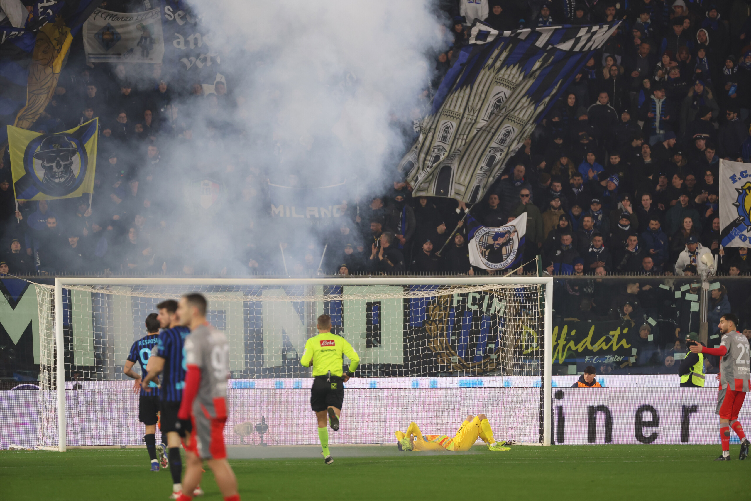 football four year stadium ban for inter fan who threw firecracker at cremonese goalkeeper scaled