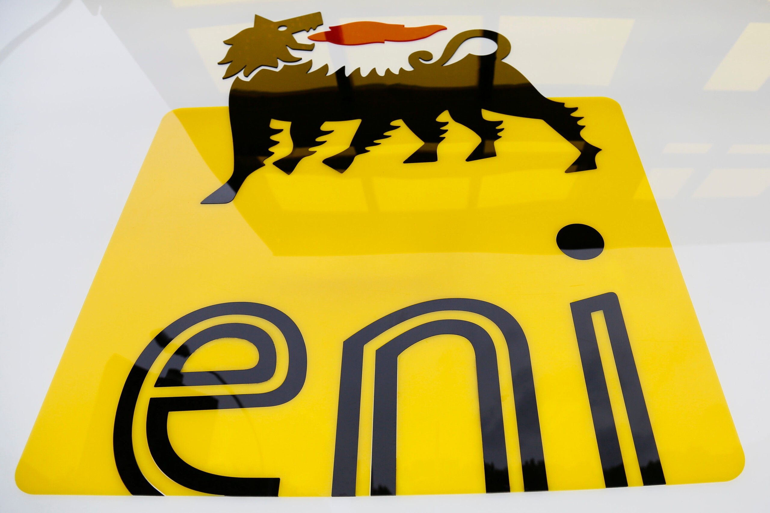 petrolgate trial charges against eni dropped scaled