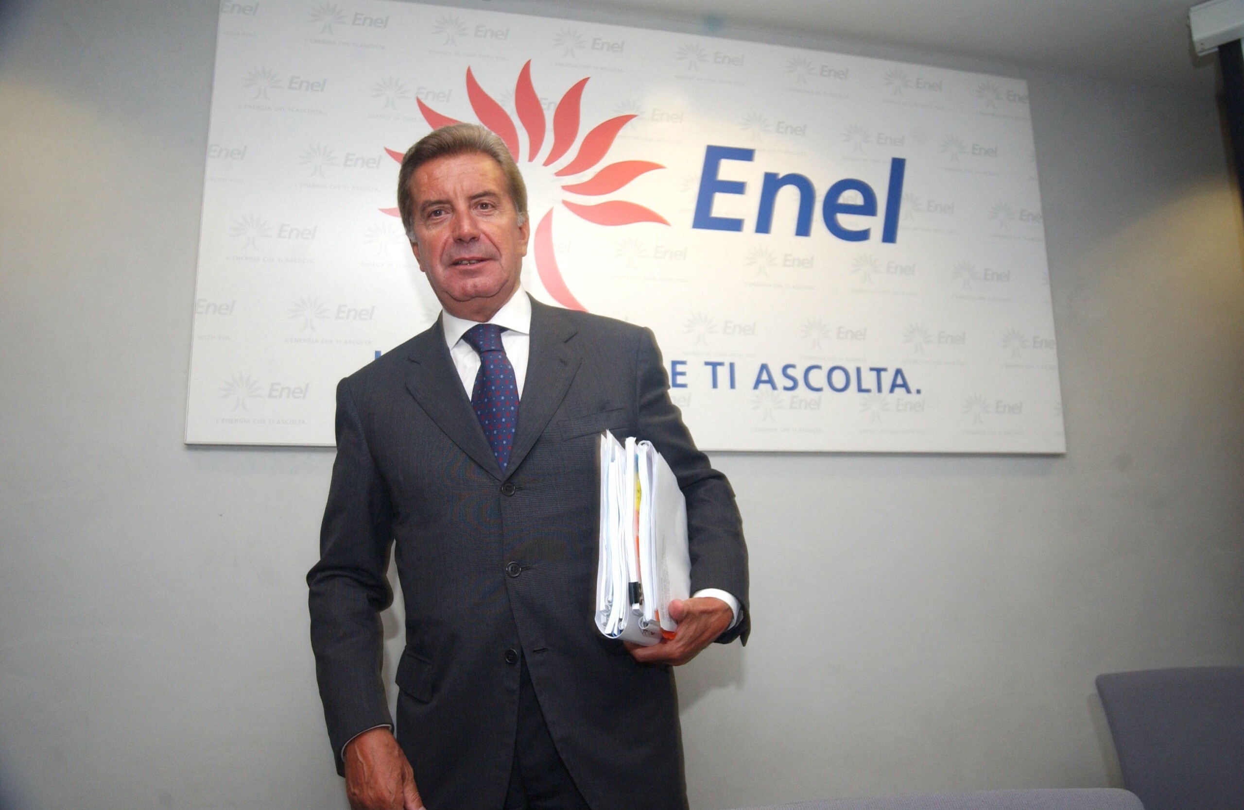 enel investments of 53 billion in 2026 28 strategic plan 10 billion on previous scaled