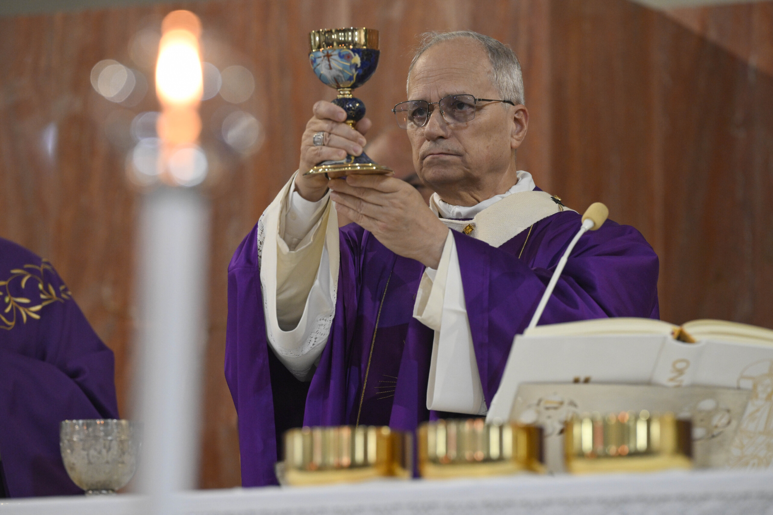 rome quarticciolo parish priest popes visit a sign of encouragement scaled