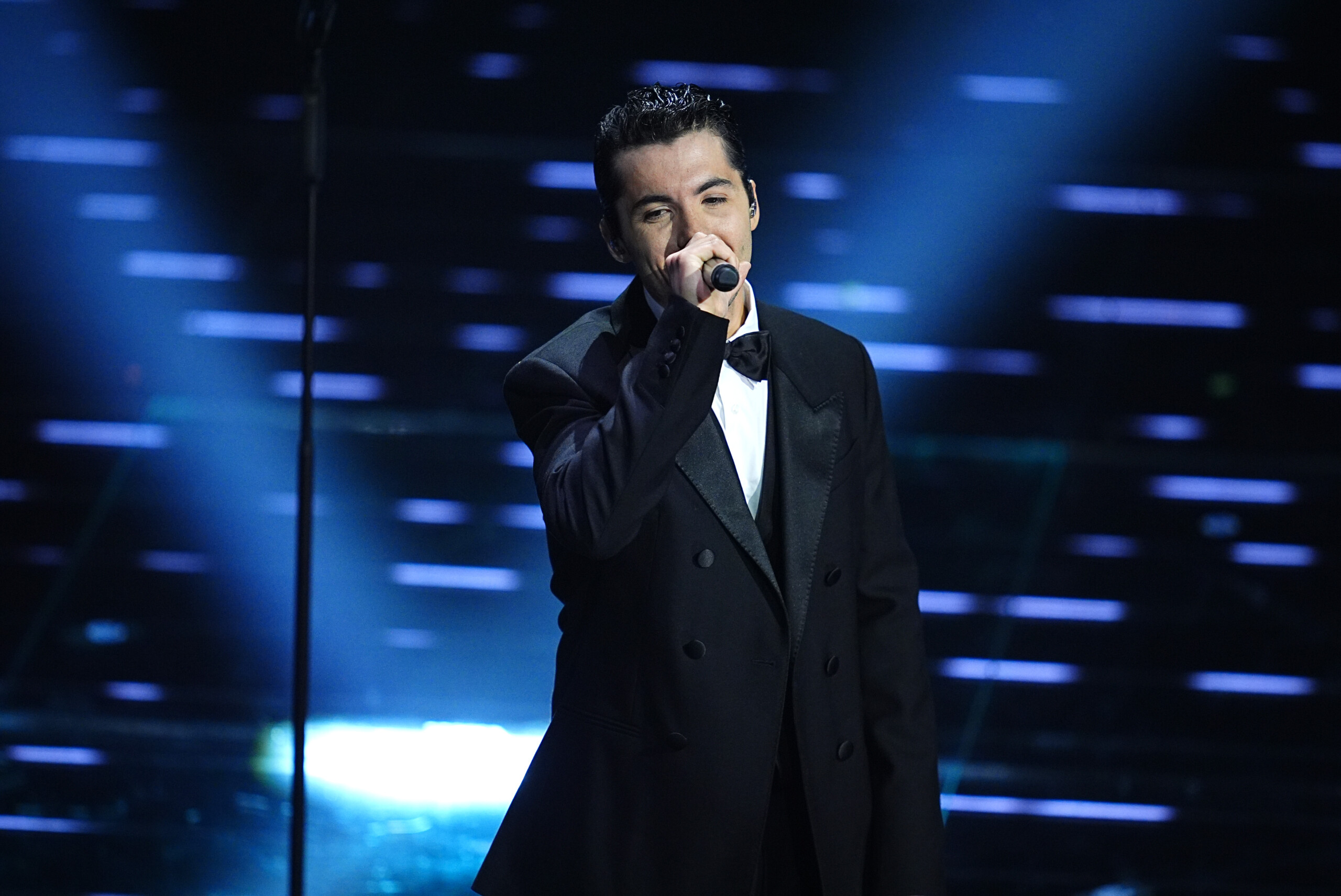 Sanremo: Fulminacci wins the 2026 “Mia Martina” critics' award 1 sanremo fulminacci wins the 2026 mia martina critics award scaled