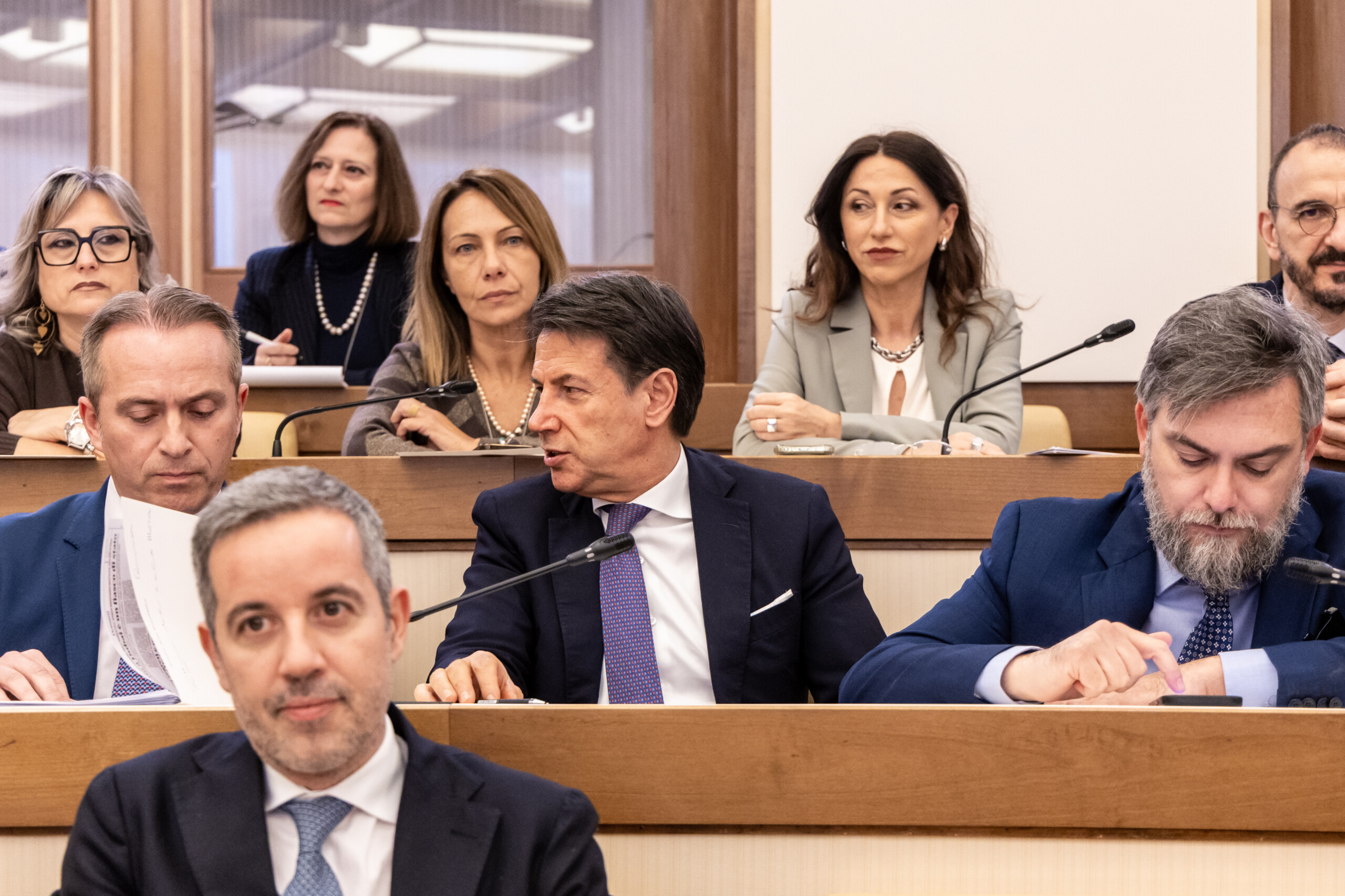 iran tajani vs conte trump never calls me tony i was never on my knees before him scaled