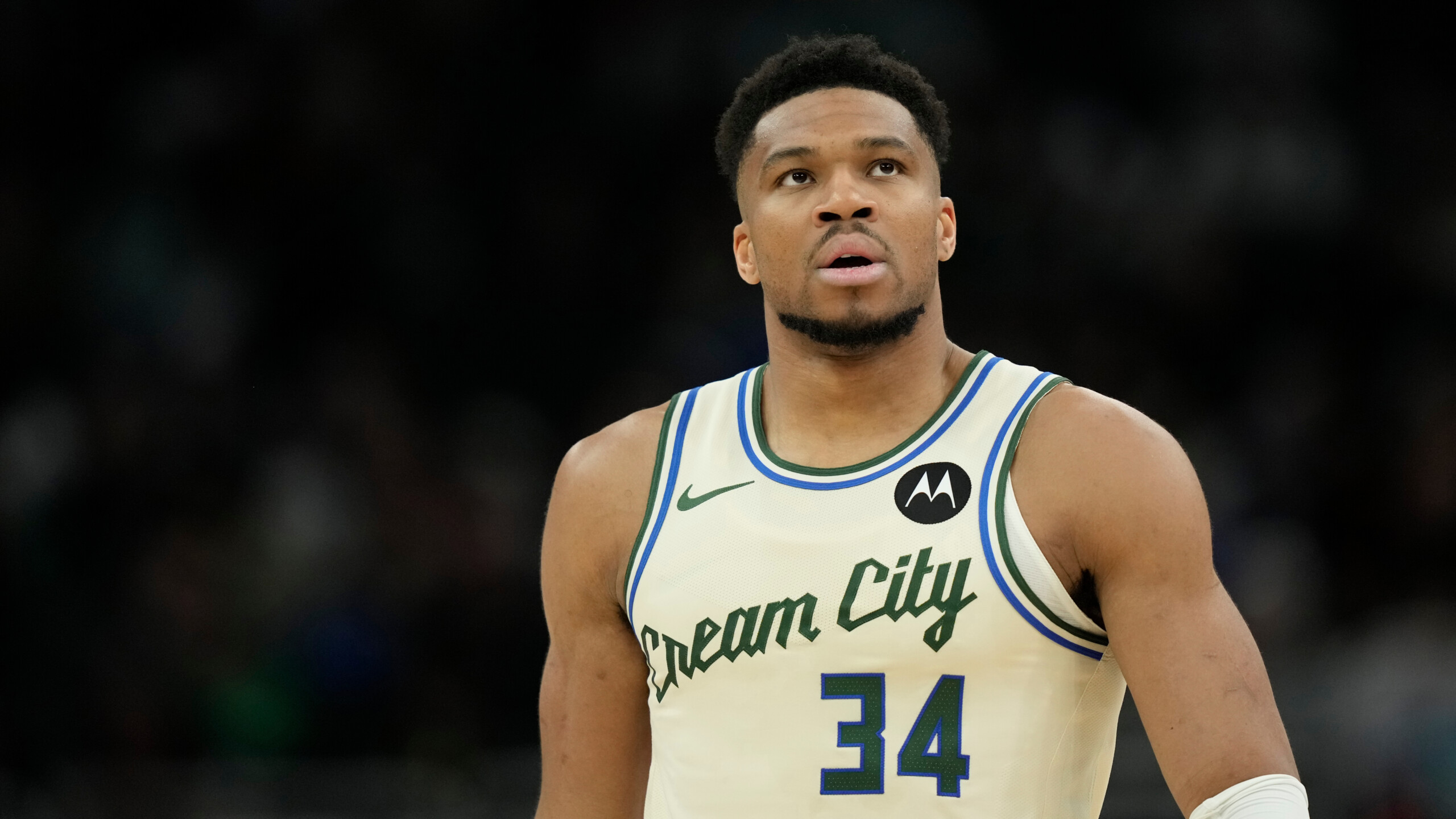 nba milwaukee welcomes back antetokounmpo but loses to boston houston and denver win scaled