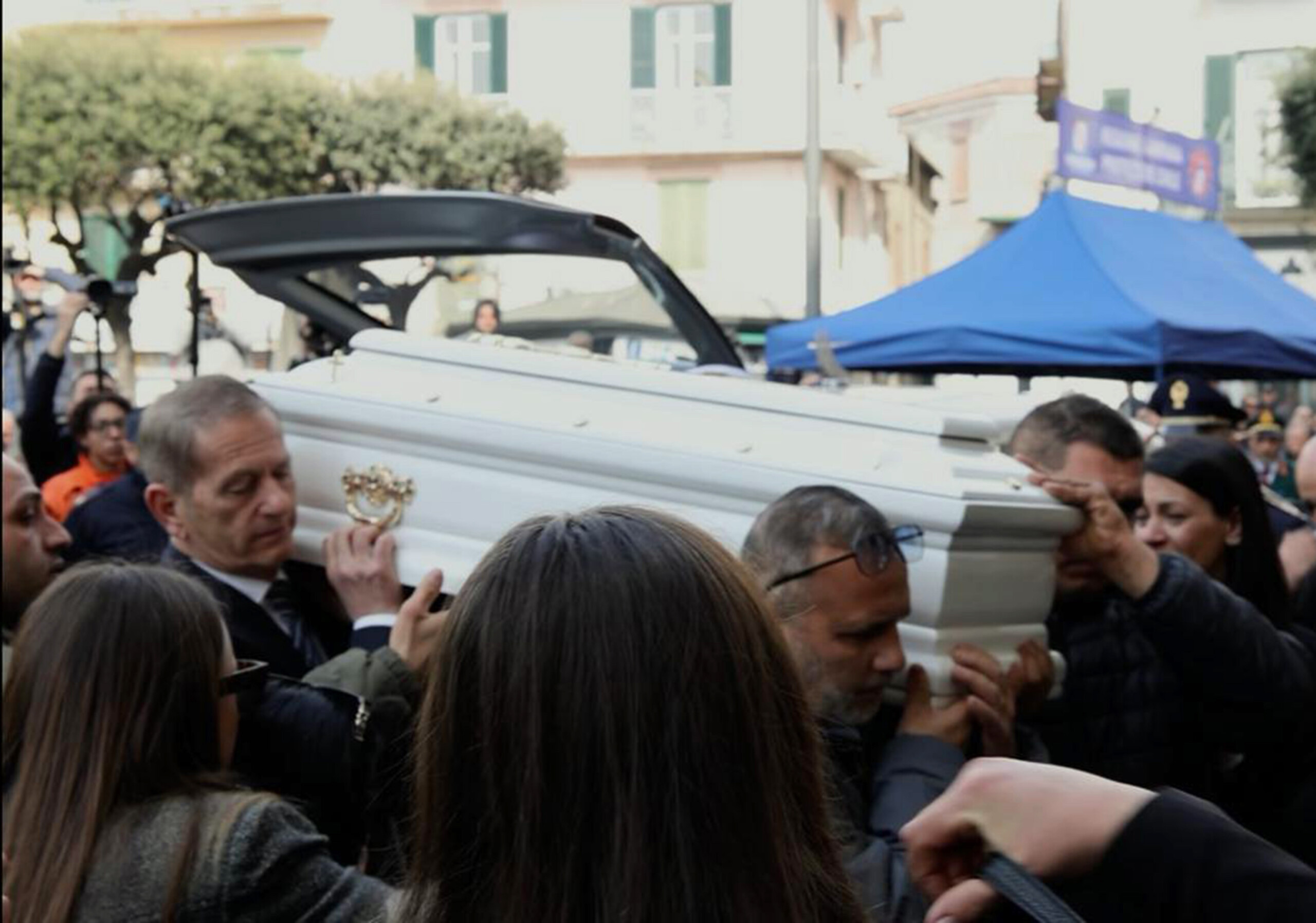 naples transplant bishop nola hunting down the guilty parties does not ease the pain scaled