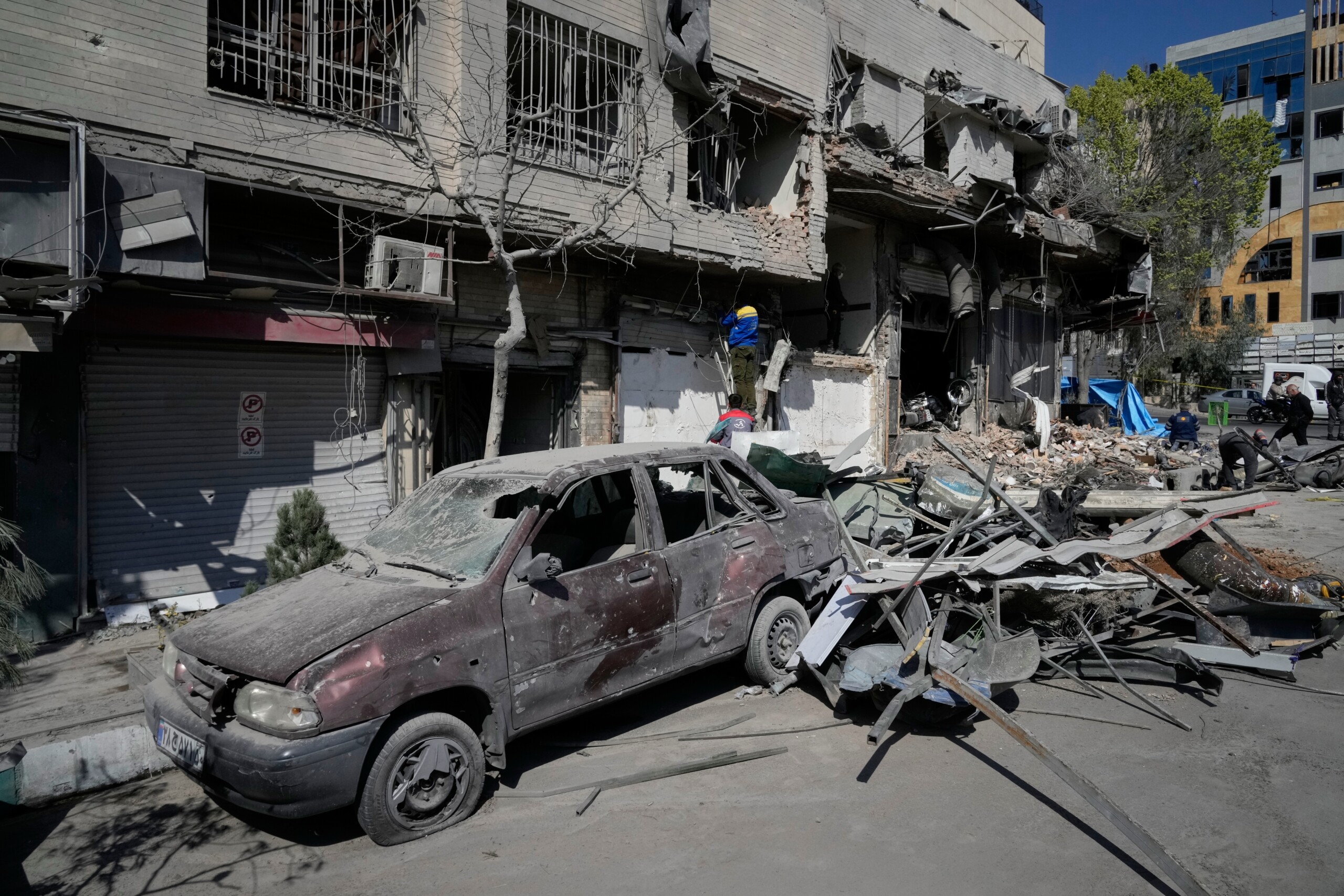 iran at least 1230 deaths in the country since the start of the war scaled