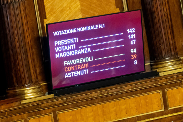 iran senate approves majority resolution with 94 votes in favour