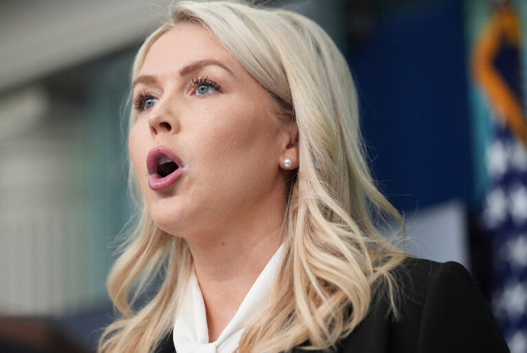 white house russias help to tehran is not making a difference