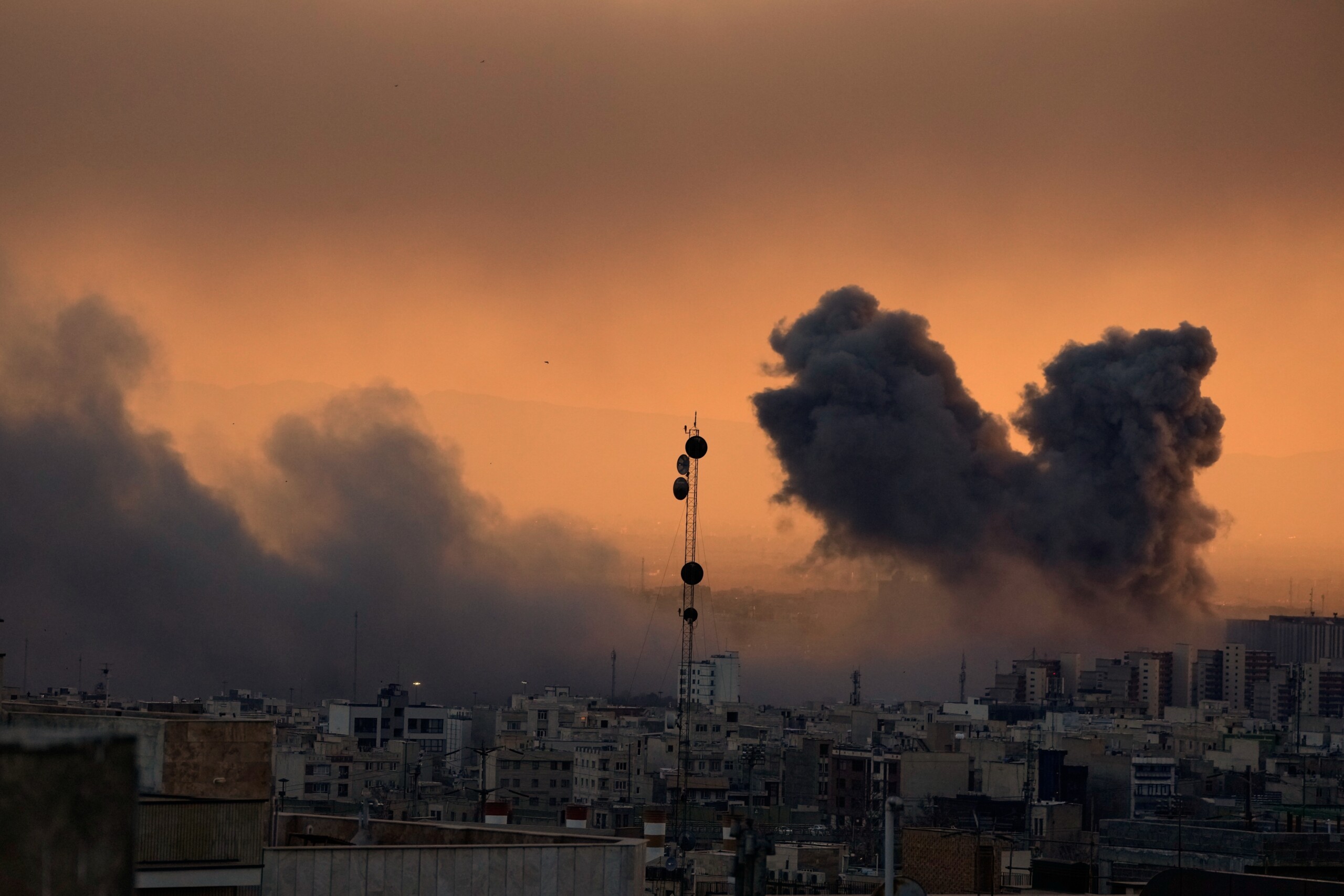 iran idf launches massive air strike overnight hitting ballistic missile factory scaled
