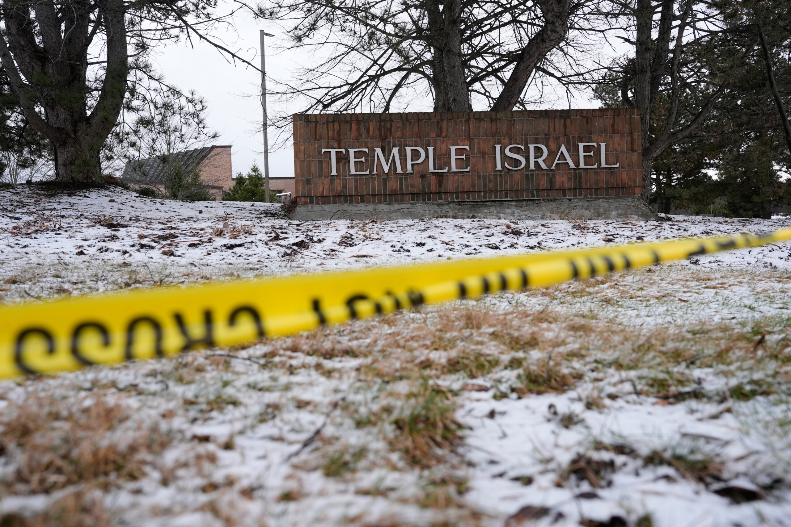 us the attacker at the michigan synagogue had lost family members in an israeli raid in lebanon scaled