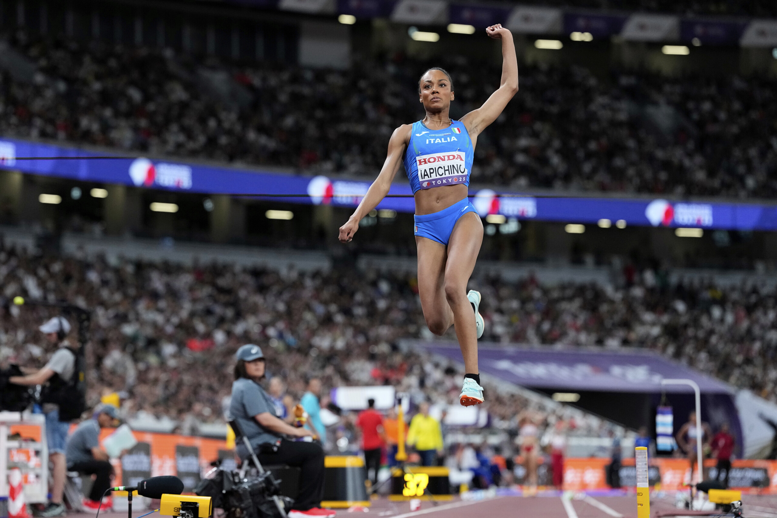 athletics world indoor championships iapichino wins silver in the womens long jump scaled
