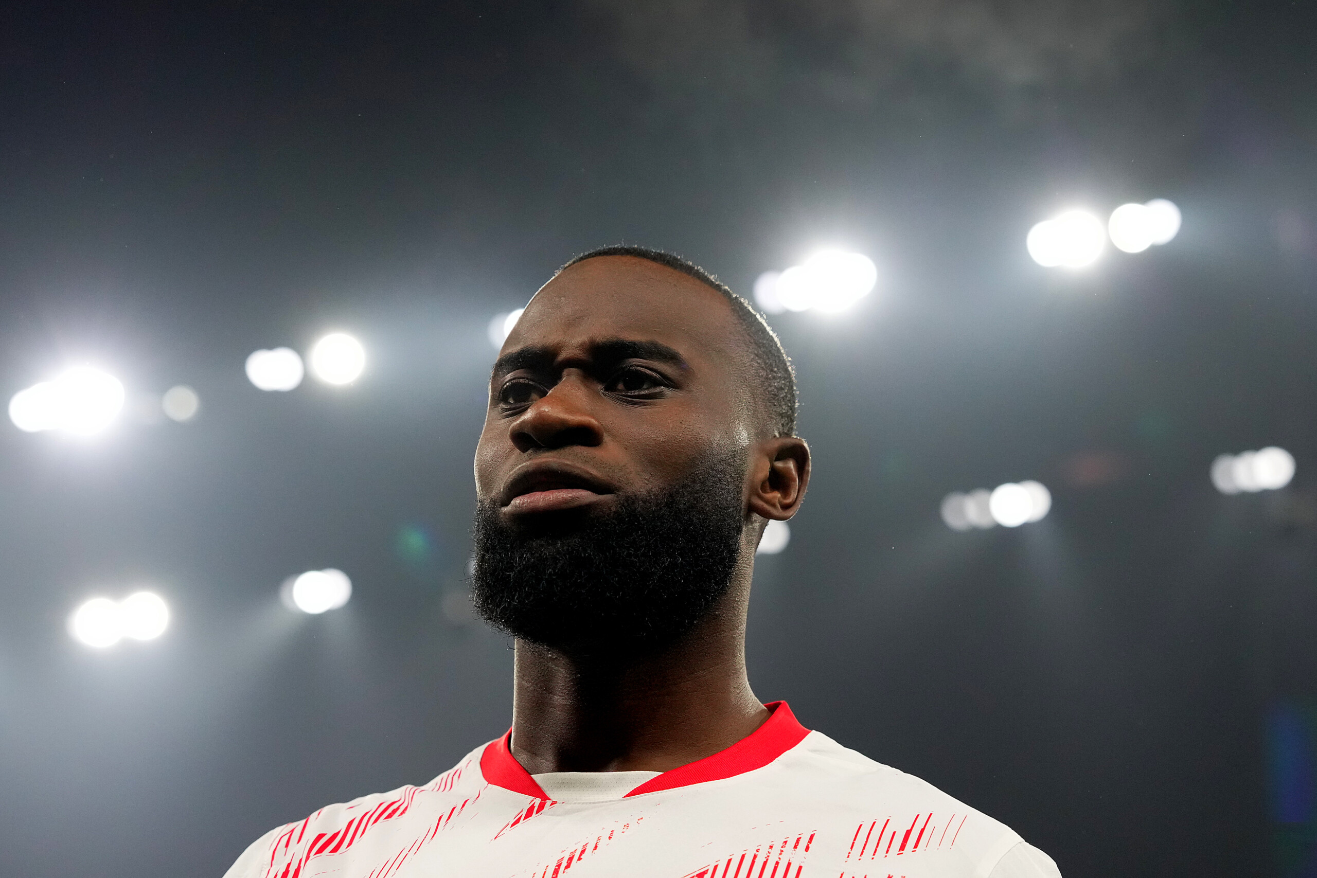 newcastle v sunderland suspended over racist chants then resumed scaled