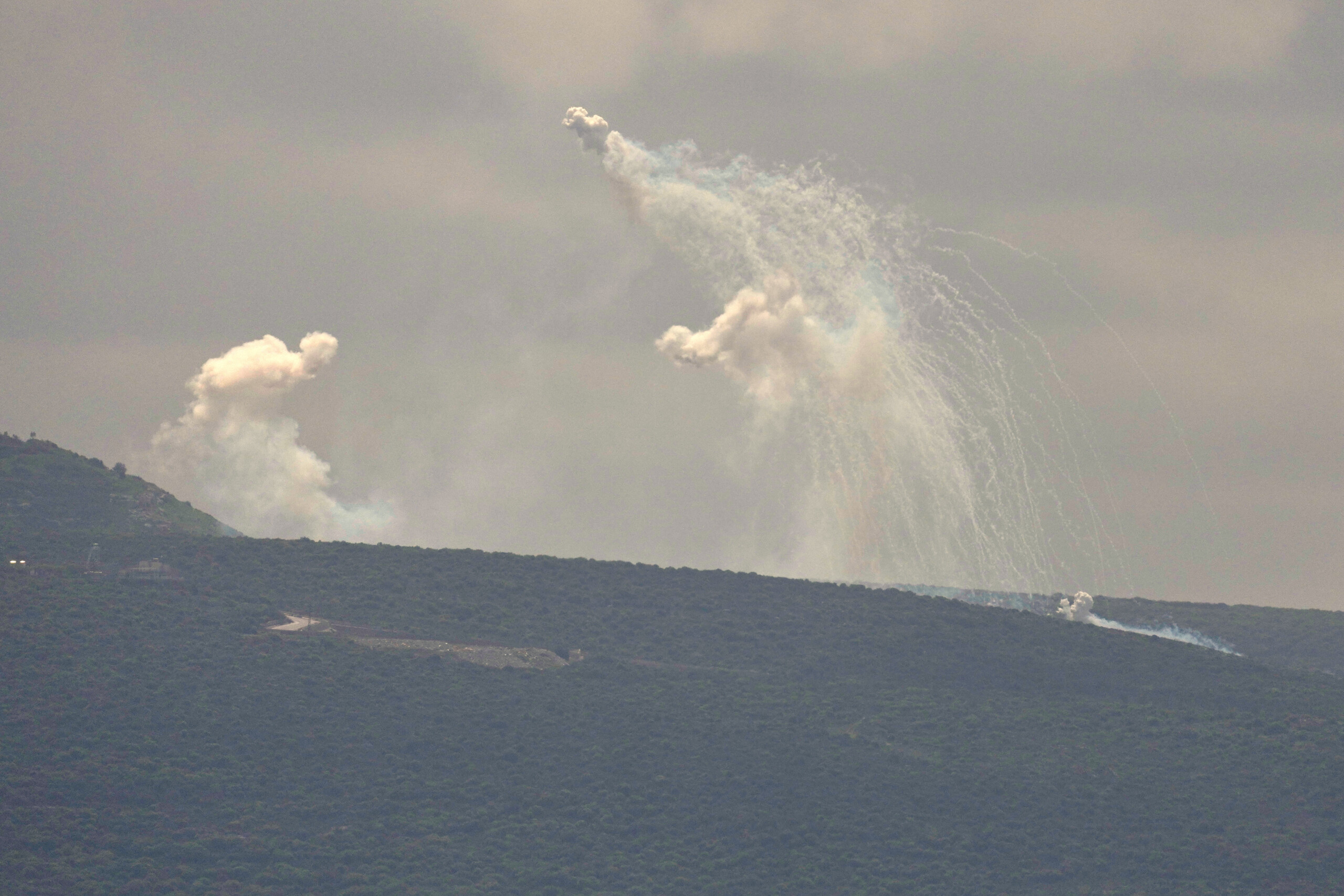 iran media israel may have used white phosphorus in raids on lebanon scaled