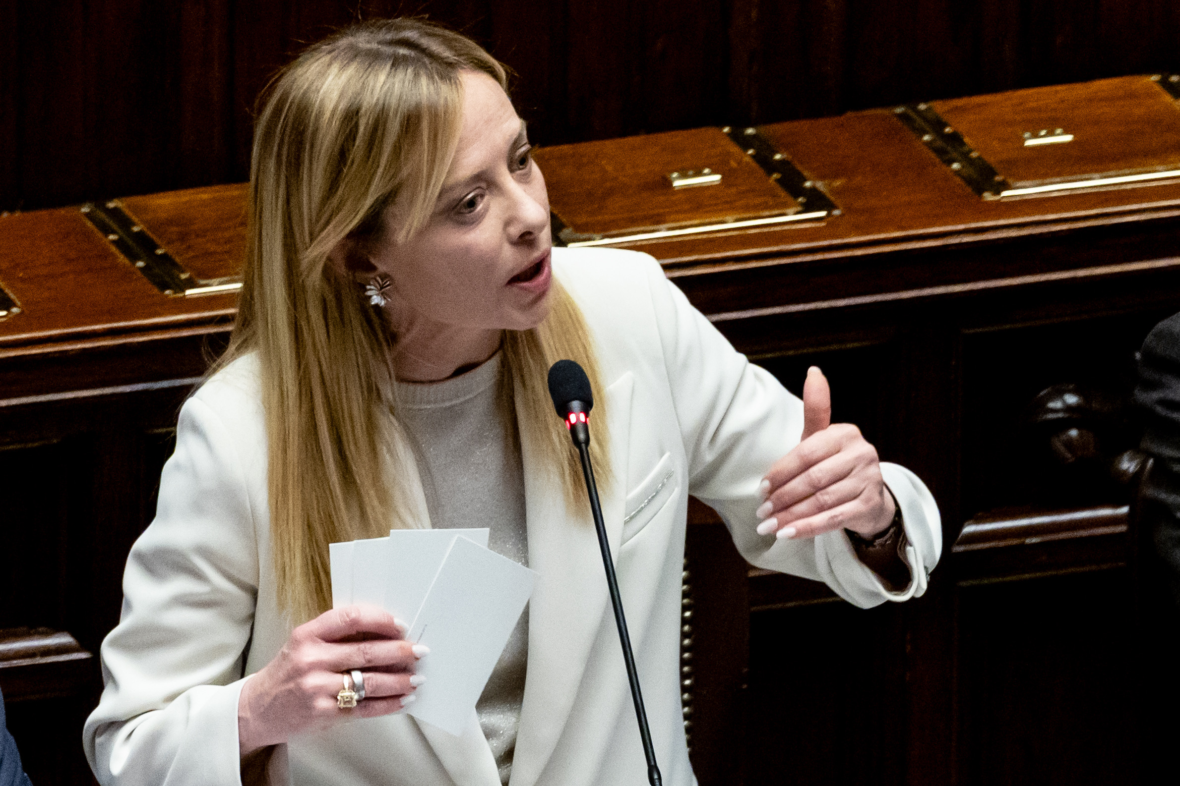 government meloni briefing in the chamber on 10 april at 9am