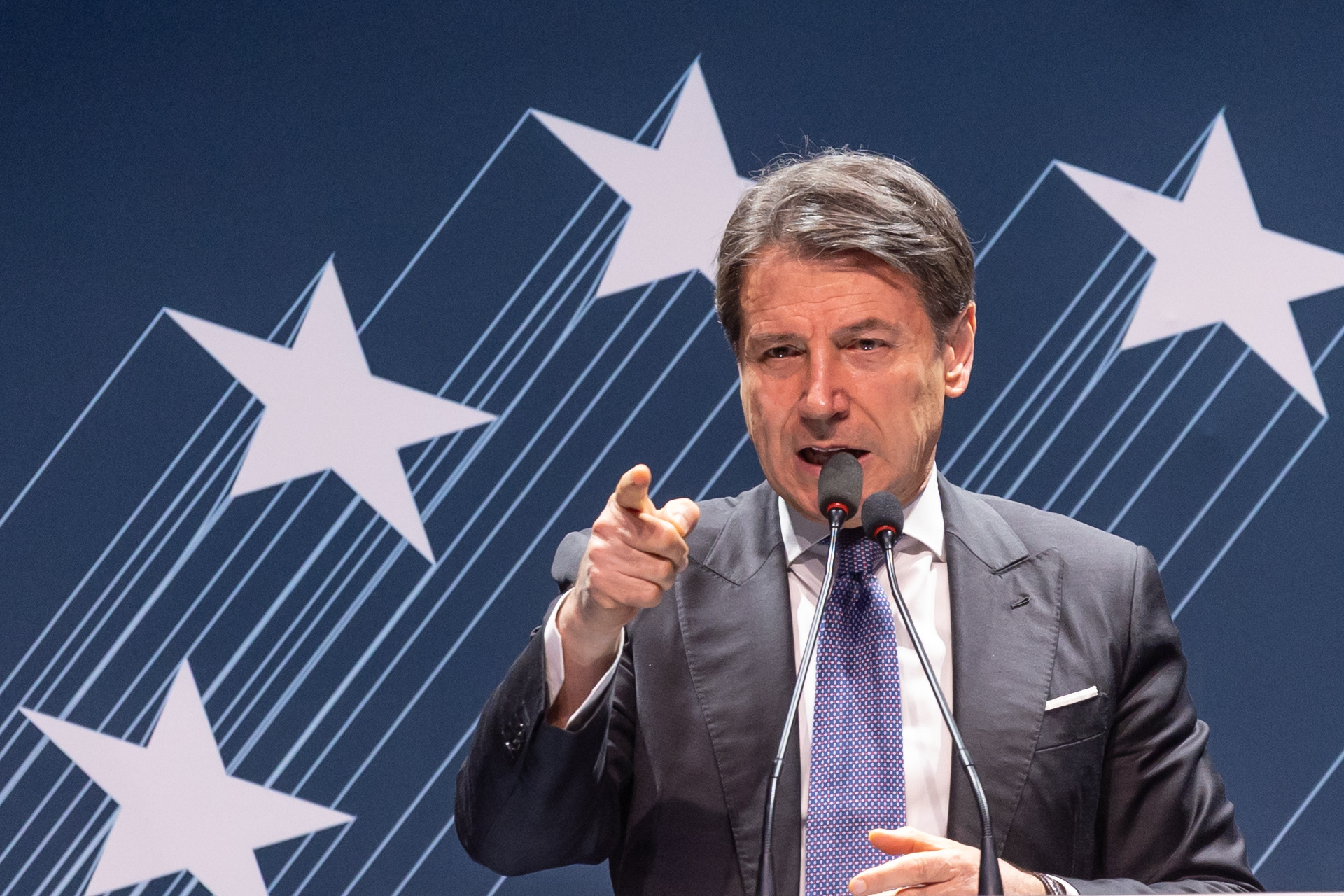 iran conte no to us bombers is a must now stop also logistical support