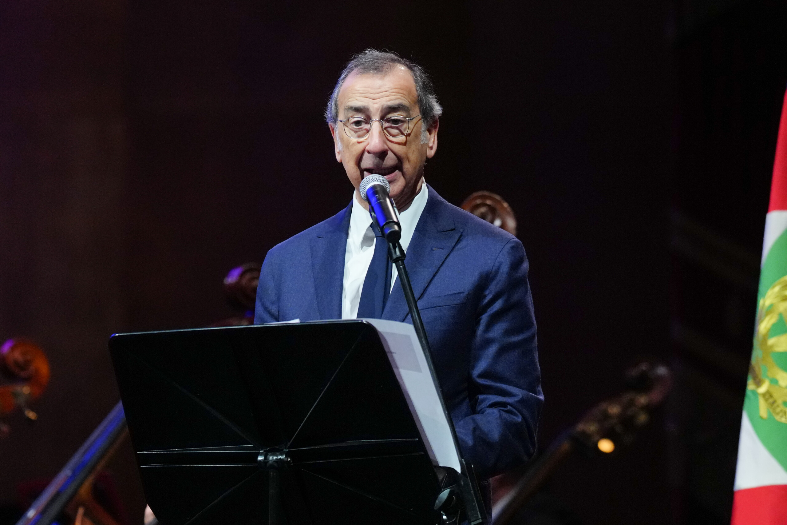 san siro stadium sala milan doesnt deserve a paper pusher mayor scaled