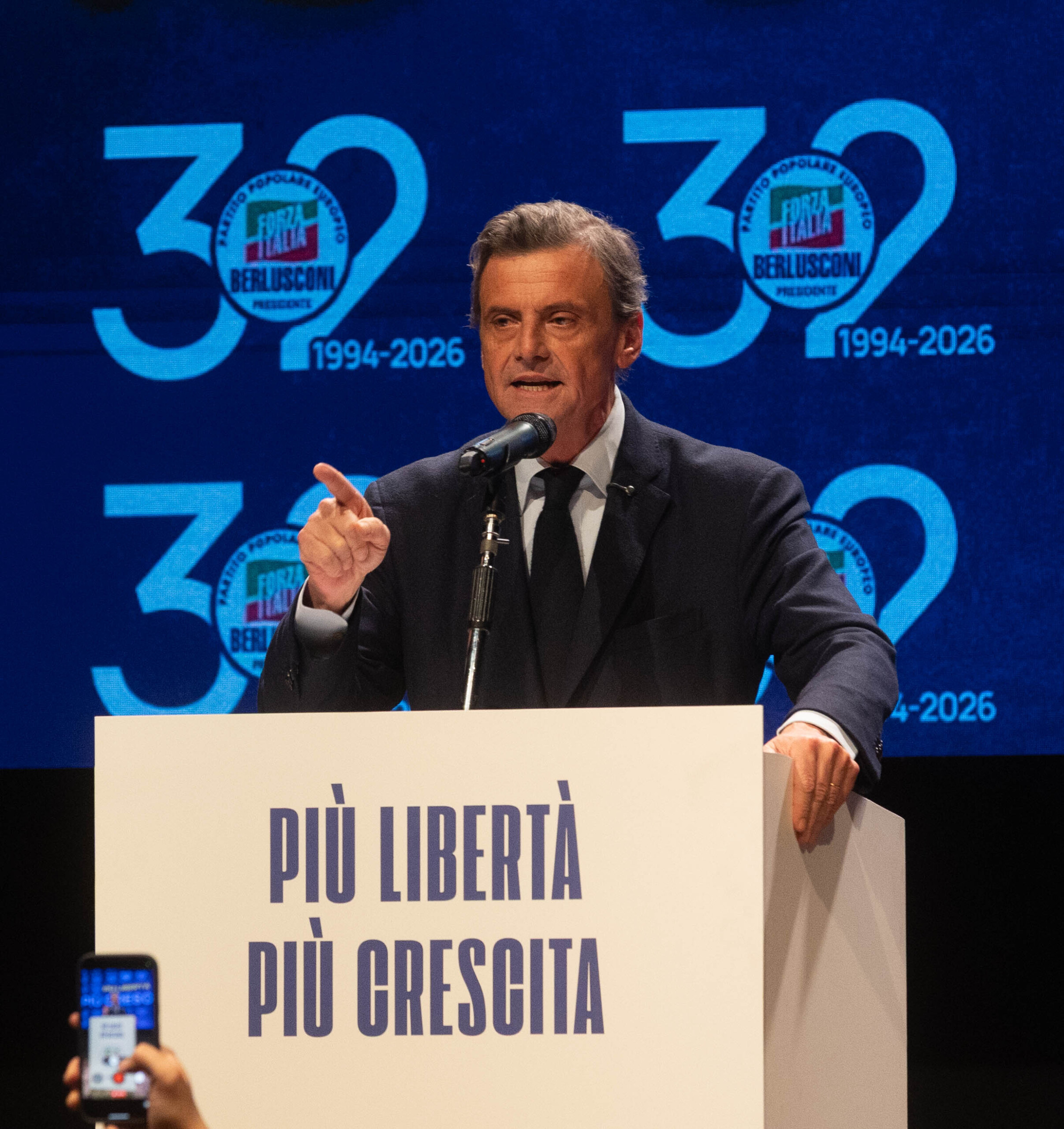 C.sinistra, Calenda to Renzi: ‘Thanks, but I'm staying where the voters have put me’ 1 c sinistra calenda to renzi thanks but im staying where the voters have put me scaled