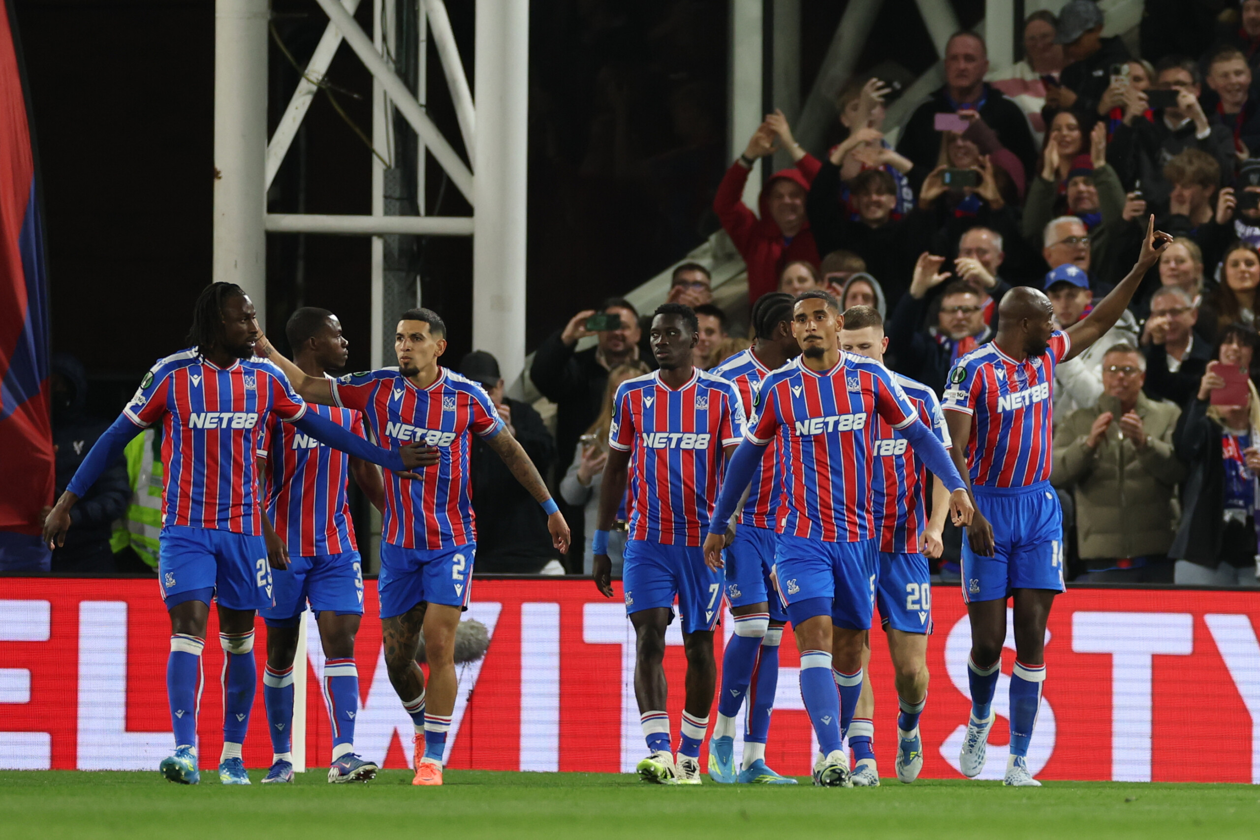 Conference League: Crystal Palace 3-0 Fiorentina 1 conference league crystal palace 3 0 fiorentina scaled