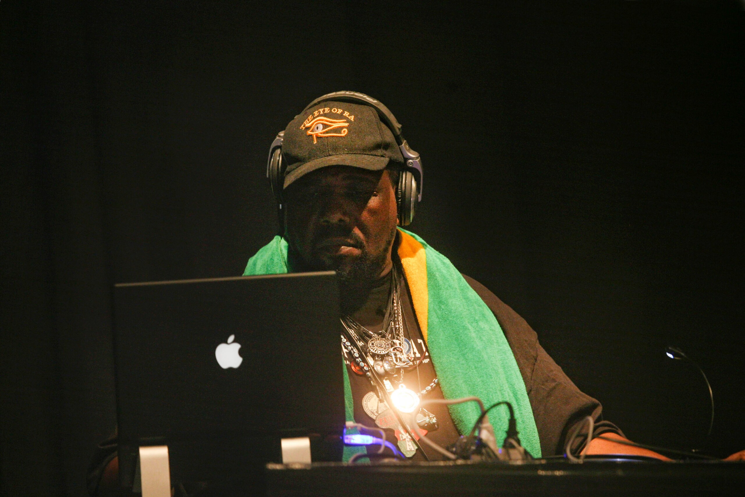 music hip hop pioneer afrika bambaataa dies aged 68 scaled
