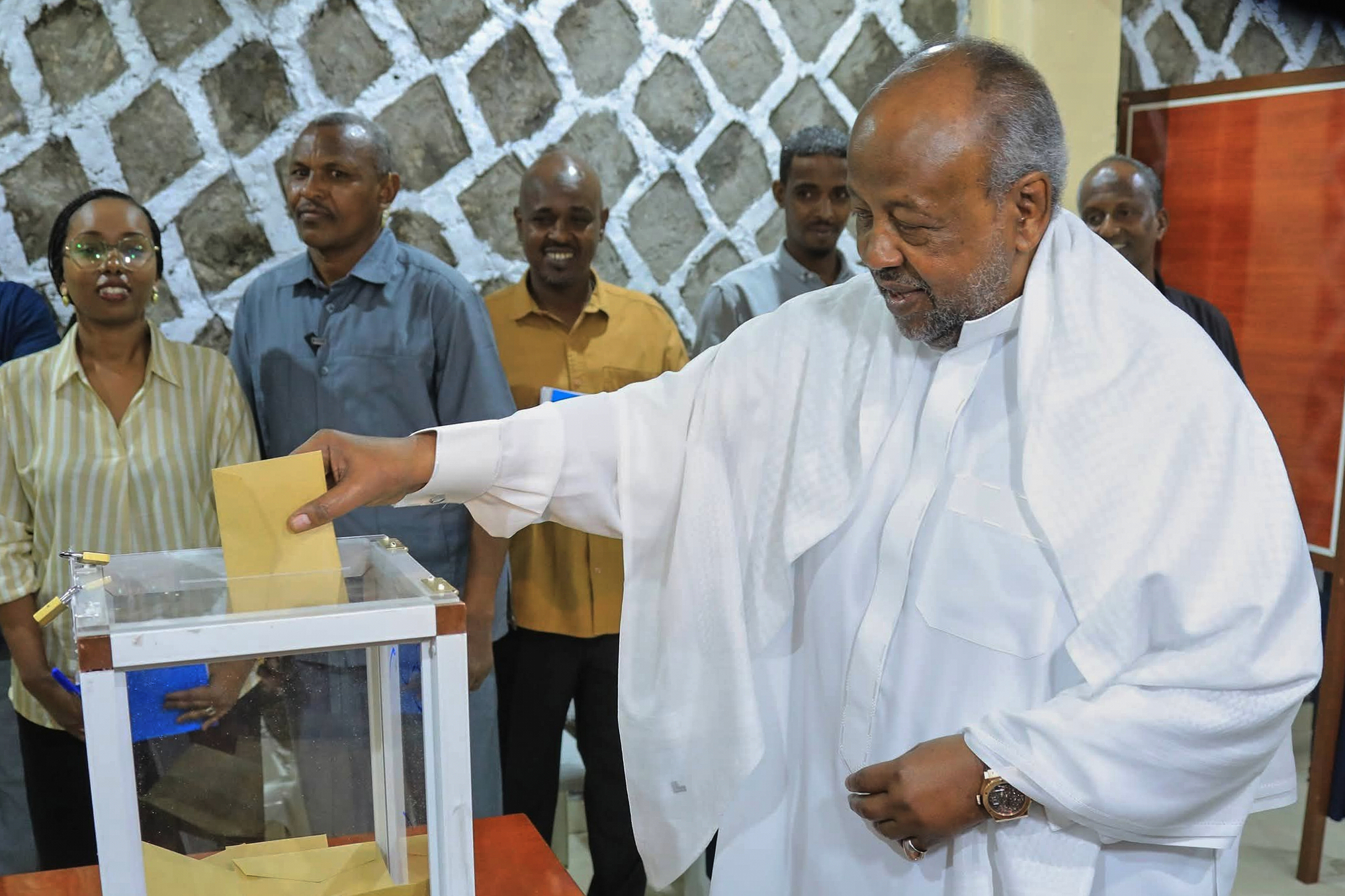 Djibouti, Guelleh re-elected president for sixth term with 97.8% 1 djibouti guelleh re elected president for sixth term with 97 8