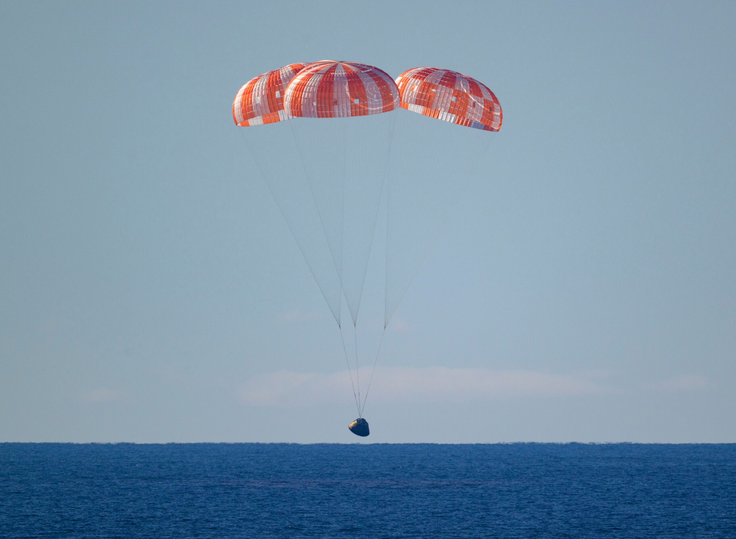 space orion capsule successfully splashes down artemis ii mission concluded scaled