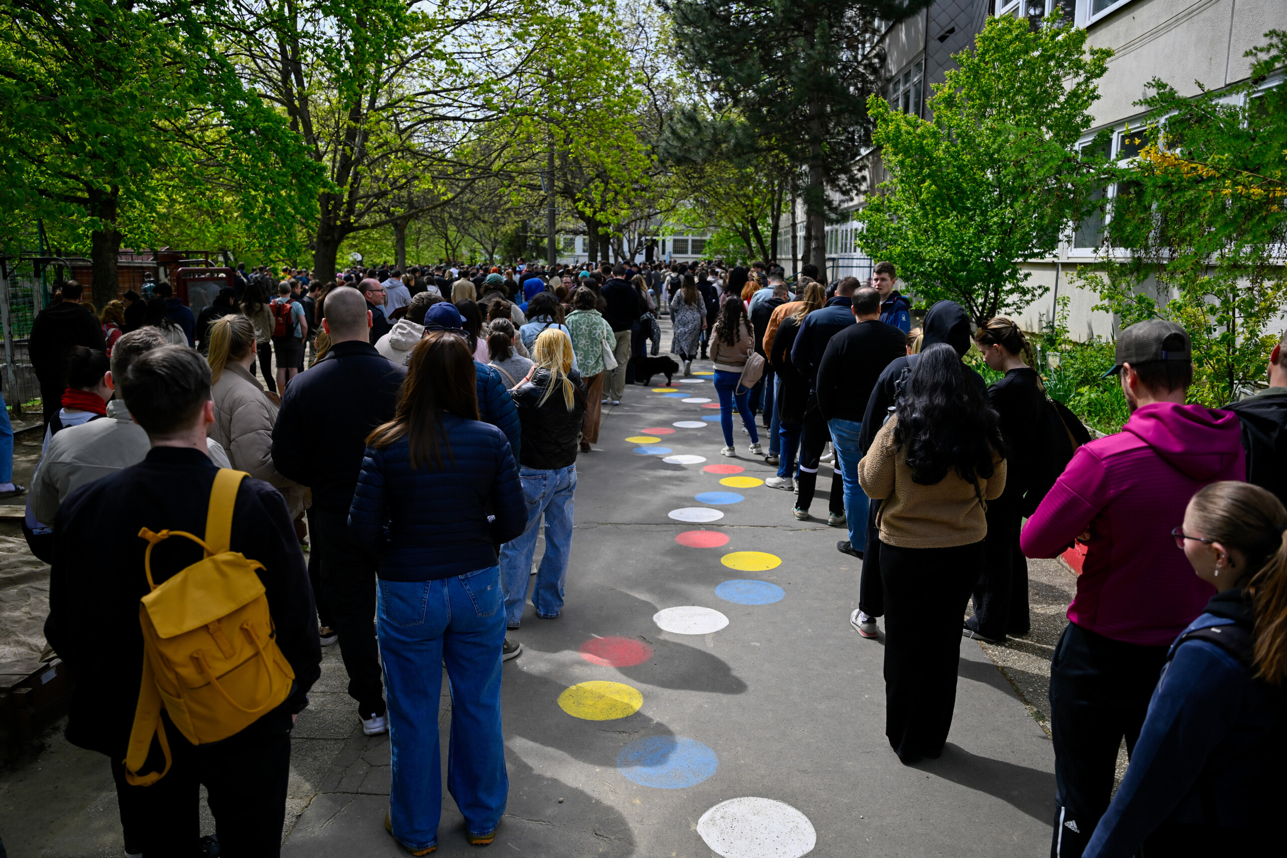 Hungary: record turnout continues, 54.14% at 13:00 1 hungary record turnout continues 54 14 at 1300 scaled