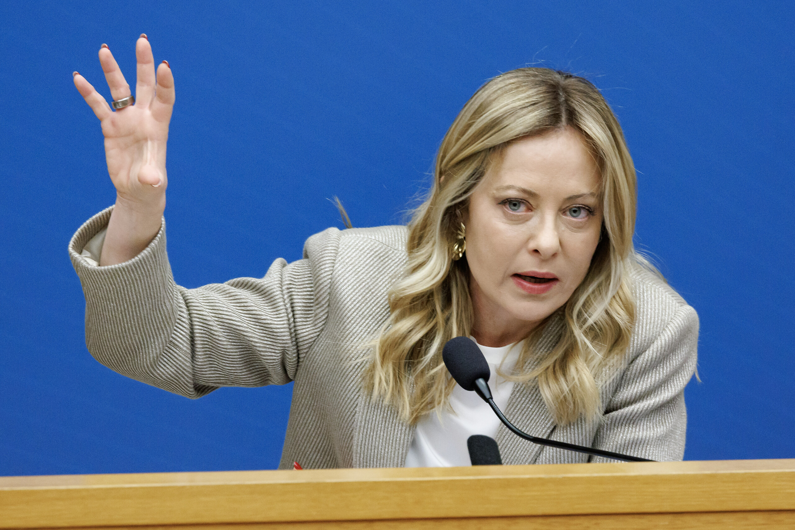 iran meloni i am very concerned about the economy if the strait of hormuz does not reopen scaled