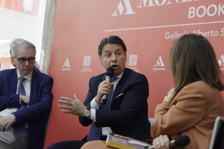 c sinistra conte im in favour of primaries but only after weve agreed on a shared programme