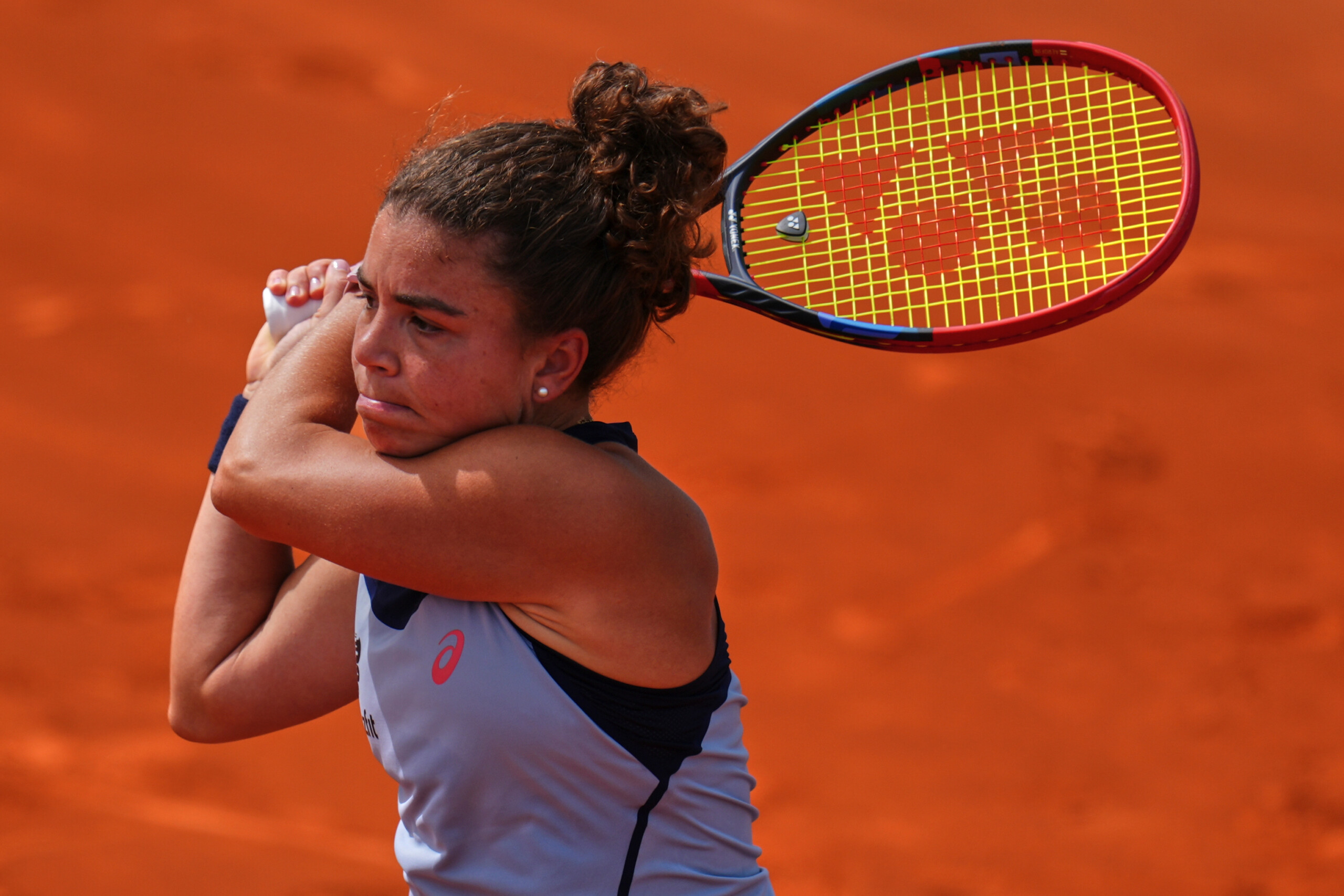 tennis wta madrid paolini out in the third round baptiste through to the last 16 scaled