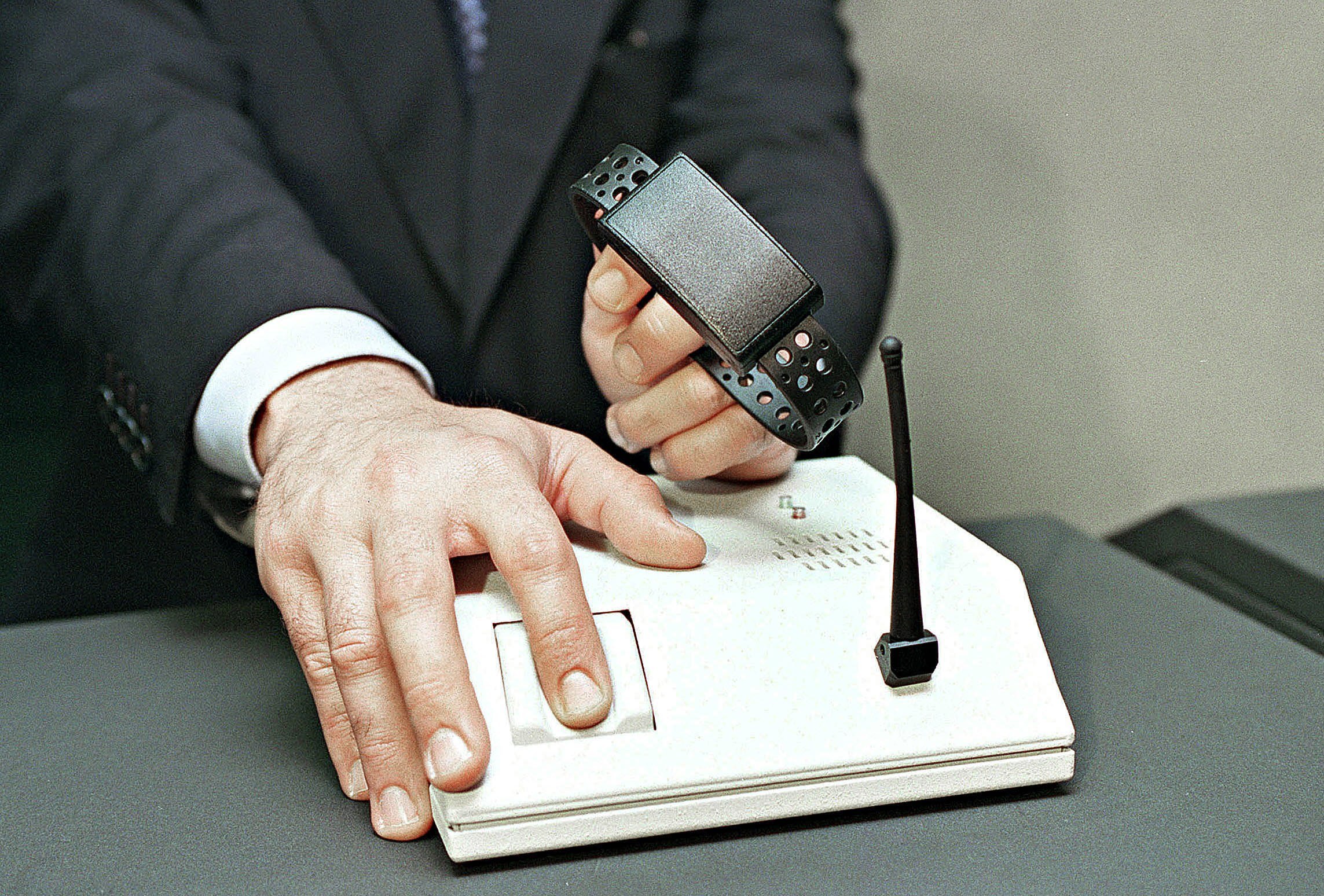 feminicide commission report on electronic tagging approved unanimously