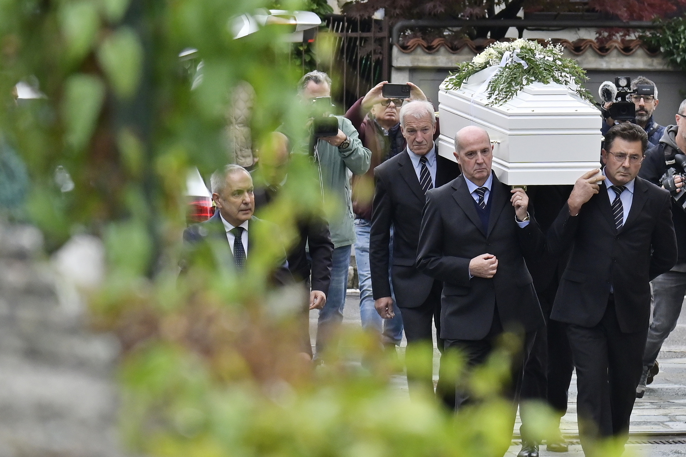 genini femicide dolci investigated for corpse desecration and tomb desecration