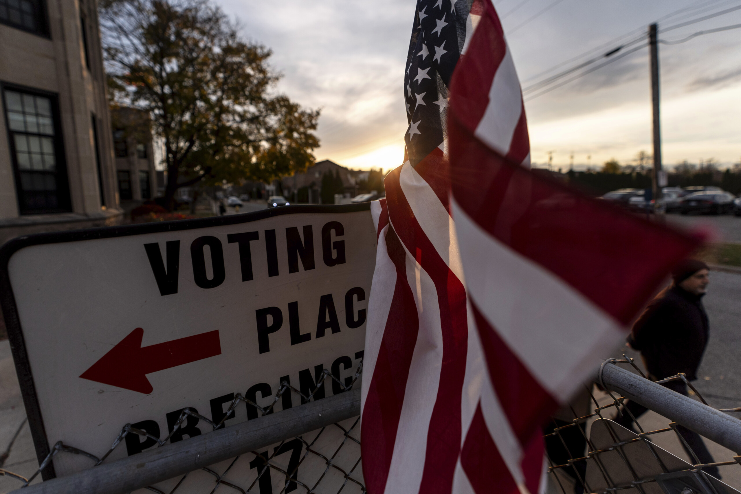 us elections in indiana ohio and michigan democrats gain ground ahead of the mid term elections scaled