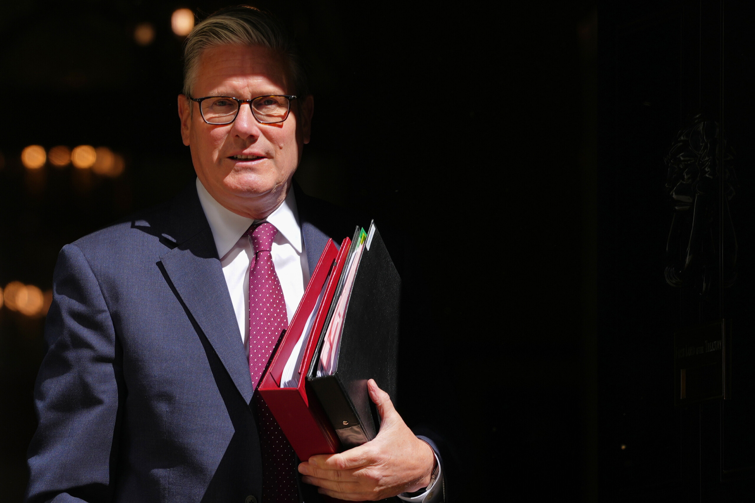 uk starmer the result of the vote is a blow but it strengthens my resolve scaled