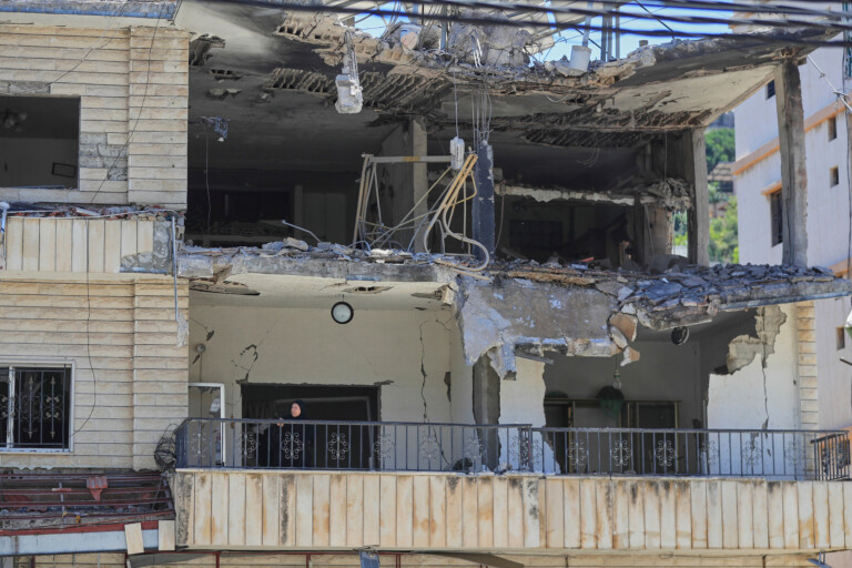 lebanon media at least 4 dead in israeli attacks in the south